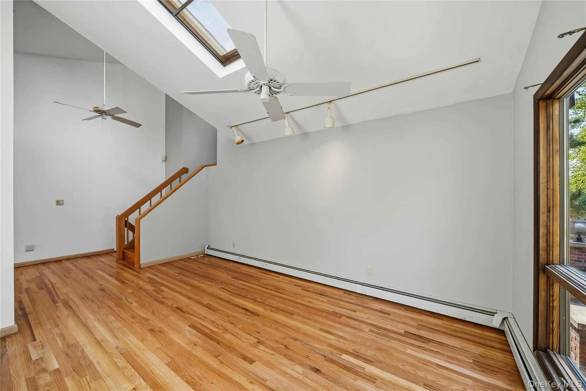 102 Neptune Drive, Monroe, NY, 4 Bedrooms Bedrooms, 8 Rooms Rooms,3 BathroomsBathrooms,Residential,For Rent,Neptune,0,1056448 102 Neptune Drive, Monroe, NY, 4 Bedrooms Bedrooms, 8 Rooms Rooms,3 BathroomsBathrooms,Residential,For Rent,Neptune,0,1056448