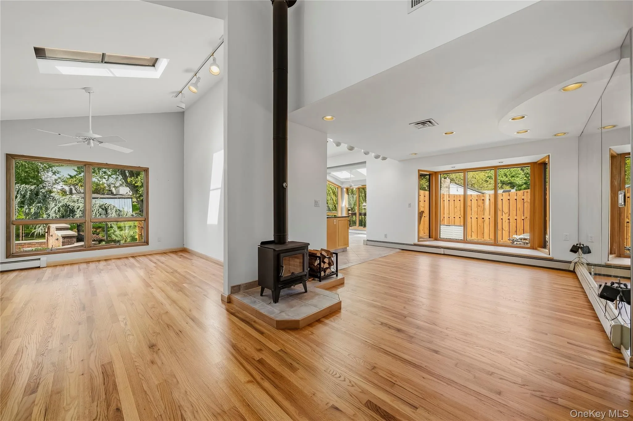 102 Neptune Drive, Monroe, NY, 4 Bedrooms Bedrooms, 8 Rooms Rooms,3 BathroomsBathrooms,Residential,For Rent,Neptune,0,1056448 102 Neptune Drive, Monroe, NY, 4 Bedrooms Bedrooms, 8 Rooms Rooms,3 BathroomsBathrooms,Residential,For Rent,Neptune,0,1056448