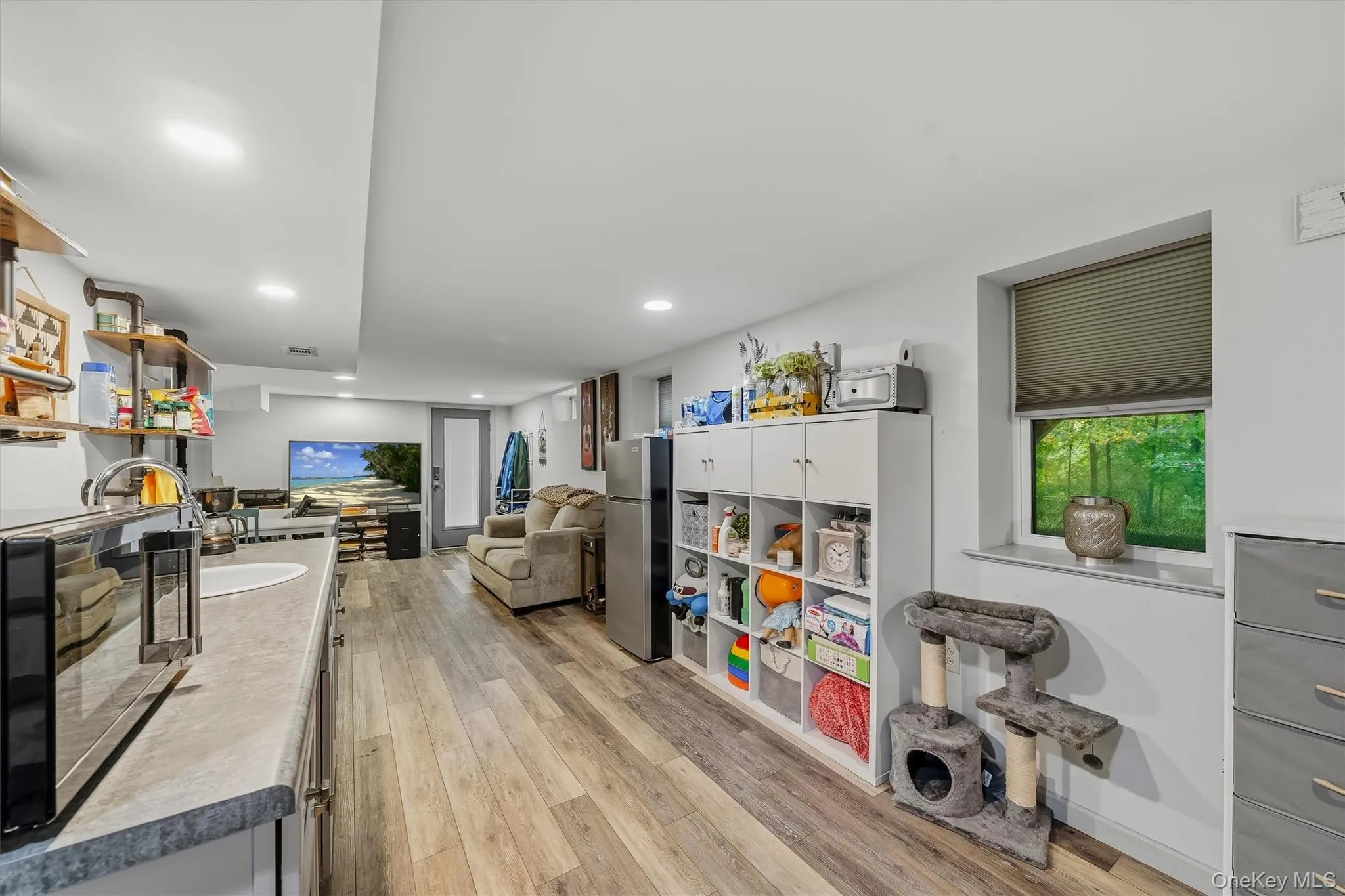 Bar area mini fridge, storage bonus room/ recreational room Bar area mini fridge, storage bonus room/ recreational room