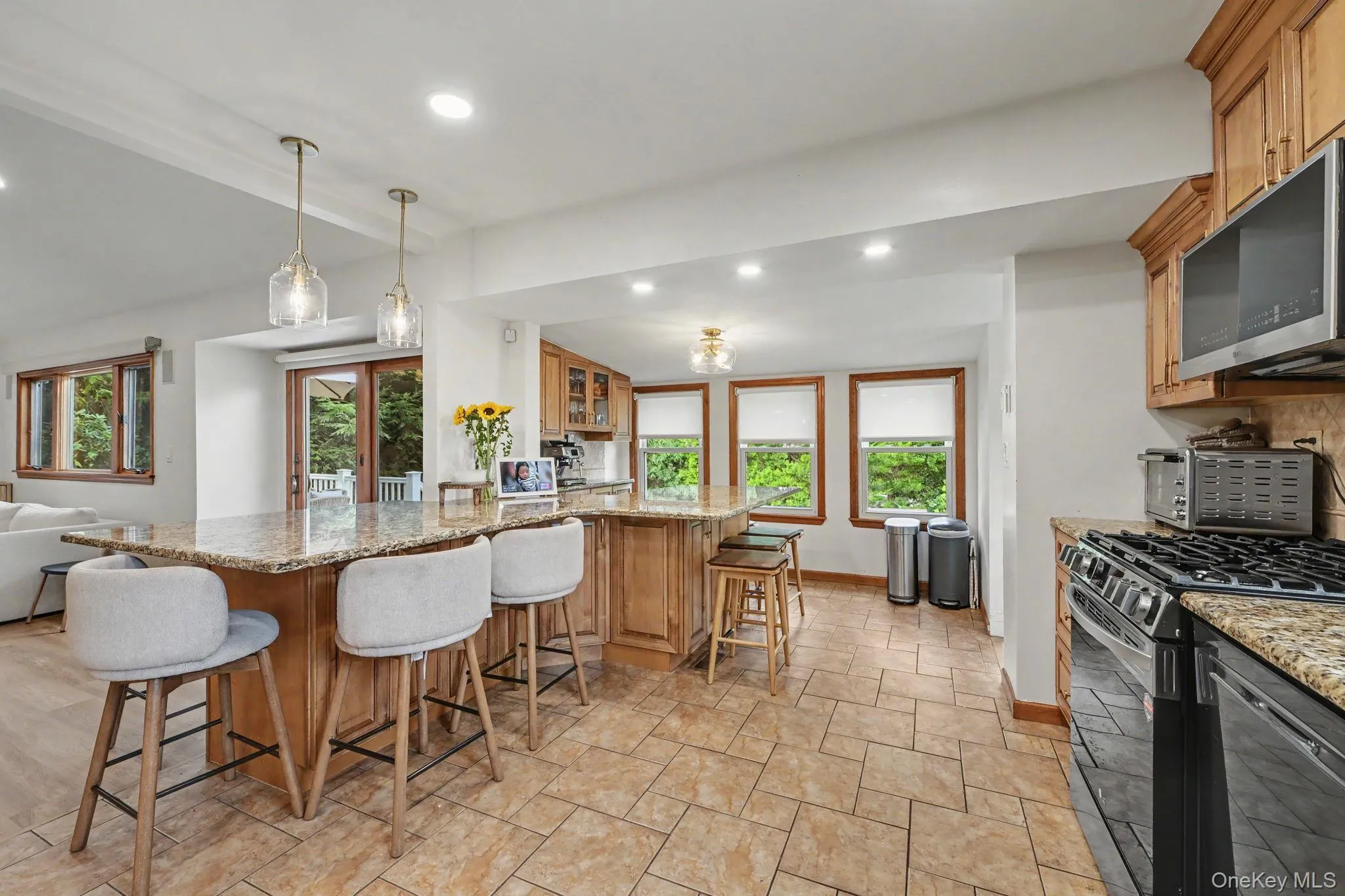 423 Bellevue Avenue, Yonkers, NY, 3 Bedrooms Bedrooms, 7 Rooms Rooms,1 BathroomBathrooms,Residential,For Rent,Bellevue,0,1056463 423 Bellevue Avenue, Yonkers, NY, 3 Bedrooms Bedrooms, 7 Rooms Rooms,1 BathroomBathrooms,Residential,For Rent,Bellevue,0,1056463