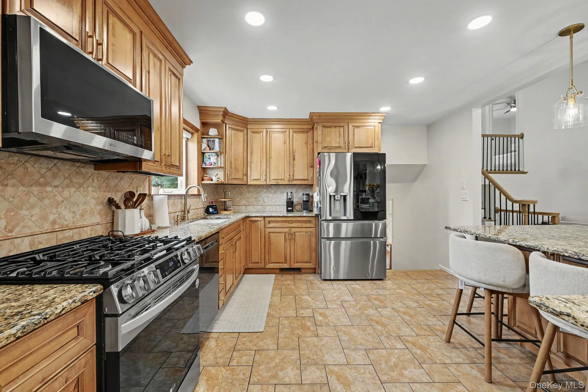423 Bellevue Avenue, Yonkers, NY, 3 Bedrooms Bedrooms, 7 Rooms Rooms,1 BathroomBathrooms,Residential,For Rent,Bellevue,0,1056463 423 Bellevue Avenue, Yonkers, NY, 3 Bedrooms Bedrooms, 7 Rooms Rooms,1 BathroomBathrooms,Residential,For Rent,Bellevue,0,1056463