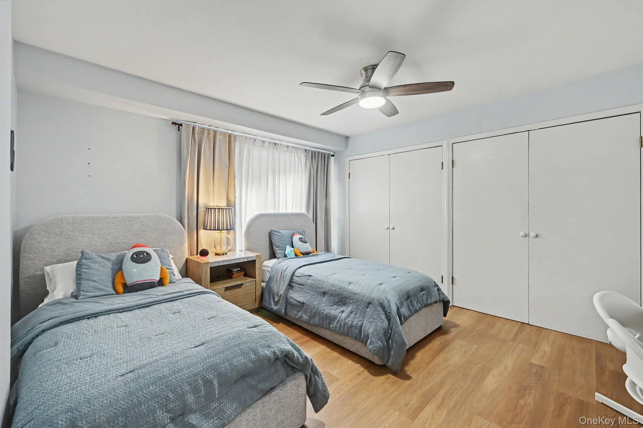 423 Bellevue Avenue, Yonkers, NY, 3 Bedrooms Bedrooms, 7 Rooms Rooms,1 BathroomBathrooms,Residential,For Rent,Bellevue,0,1056463 423 Bellevue Avenue, Yonkers, NY, 3 Bedrooms Bedrooms, 7 Rooms Rooms,1 BathroomBathrooms,Residential,For Rent,Bellevue,0,1056463