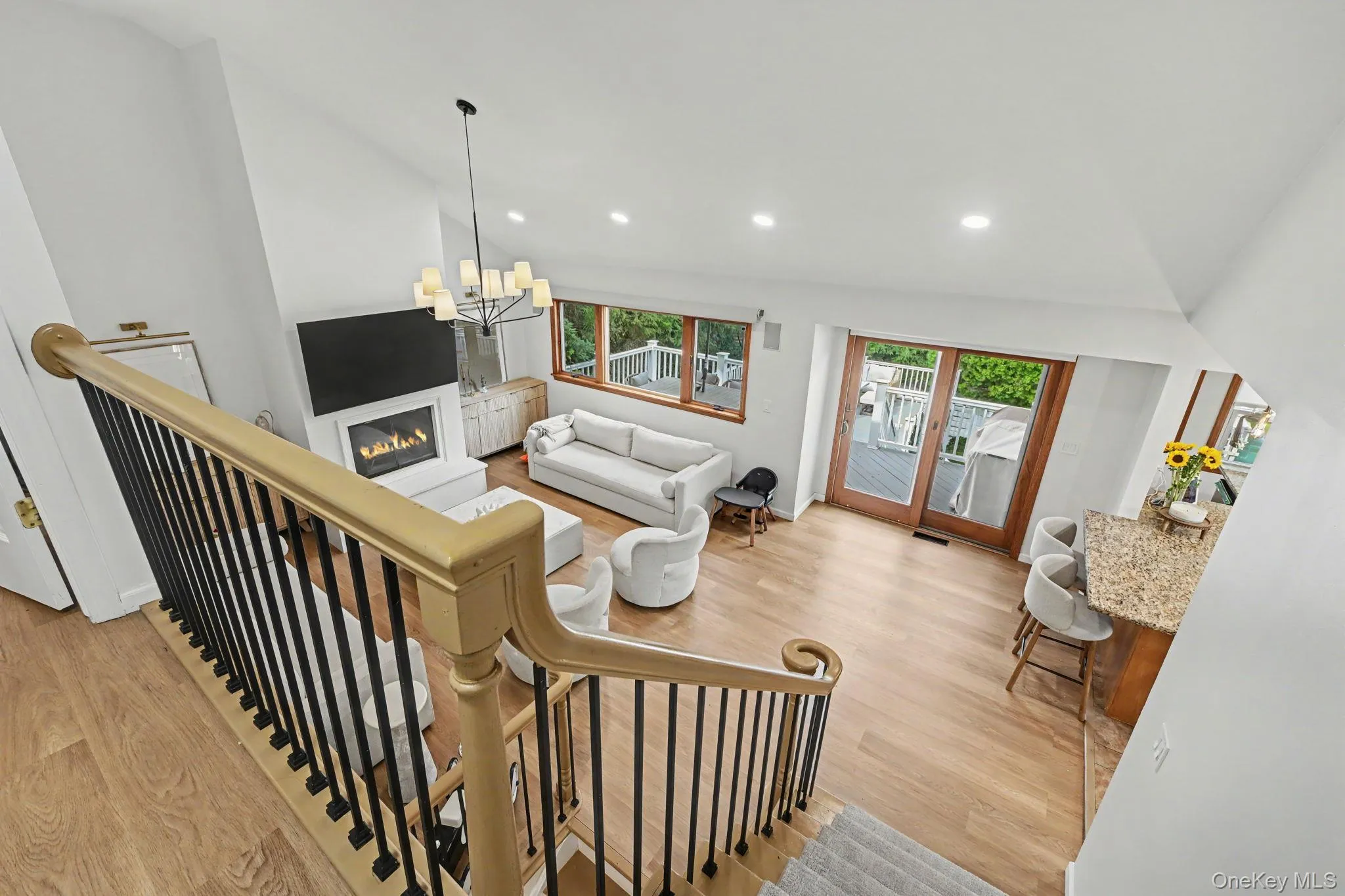 423 Bellevue Avenue, Yonkers, NY, 3 Bedrooms Bedrooms, 7 Rooms Rooms,1 BathroomBathrooms,Residential,For Rent,Bellevue,0,1056463 423 Bellevue Avenue, Yonkers, NY, 3 Bedrooms Bedrooms, 7 Rooms Rooms,1 BathroomBathrooms,Residential,For Rent,Bellevue,0,1056463