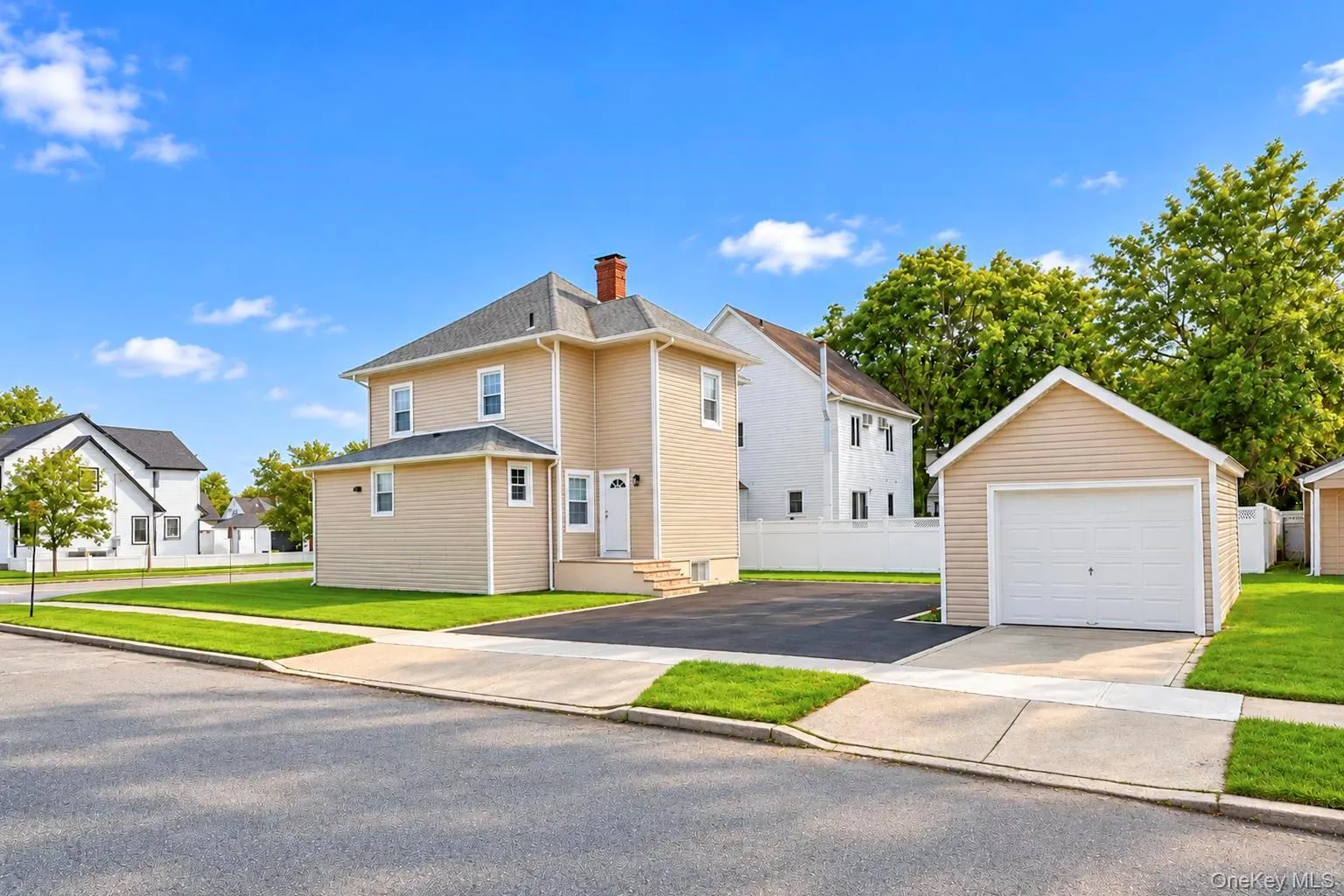 236 Plainview Road, Oyster Bay, NY, 4 Bedrooms Bedrooms, 8 Rooms Rooms,2 BathroomsBathrooms,Residential,For Rent,Plainview,0,1056465 236 Plainview Road, Oyster Bay, NY, 4 Bedrooms Bedrooms, 8 Rooms Rooms,2 BathroomsBathrooms,Residential,For Rent,Plainview,0,1056465