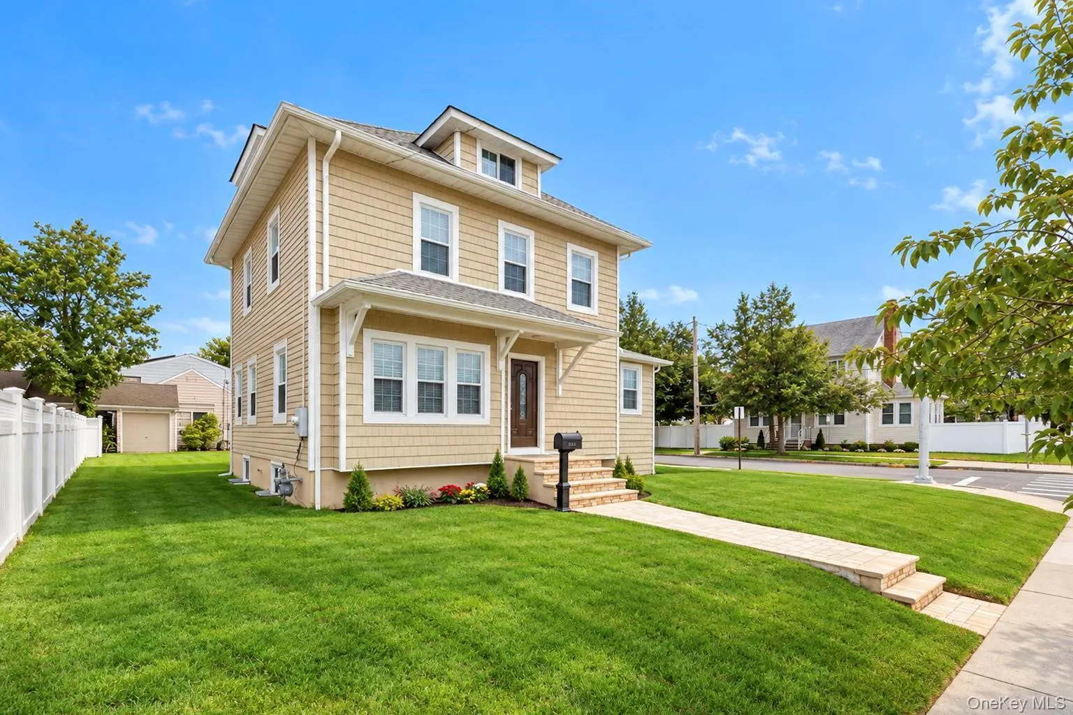 236 Plainview Road, Oyster Bay, NY, 4 Bedrooms Bedrooms, 8 Rooms Rooms,2 BathroomsBathrooms,Residential,For Rent,Plainview,0,1056465 236 Plainview Road, Oyster Bay, NY, 4 Bedrooms Bedrooms, 8 Rooms Rooms,2 BathroomsBathrooms,Residential,For Rent,Plainview,0,1056465