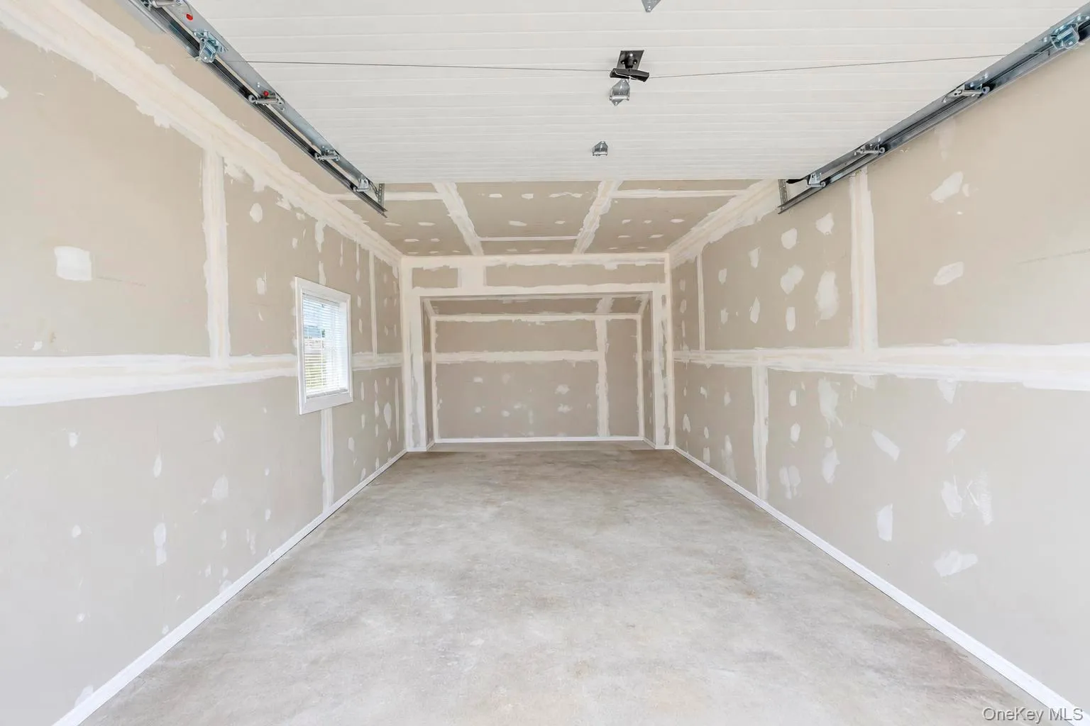 236 Plainview Road, Oyster Bay, NY, 4 Bedrooms Bedrooms, 8 Rooms Rooms,2 BathroomsBathrooms,Residential,For Rent,Plainview,0,1056465 236 Plainview Road, Oyster Bay, NY, 4 Bedrooms Bedrooms, 8 Rooms Rooms,2 BathroomsBathrooms,Residential,For Rent,Plainview,0,1056465