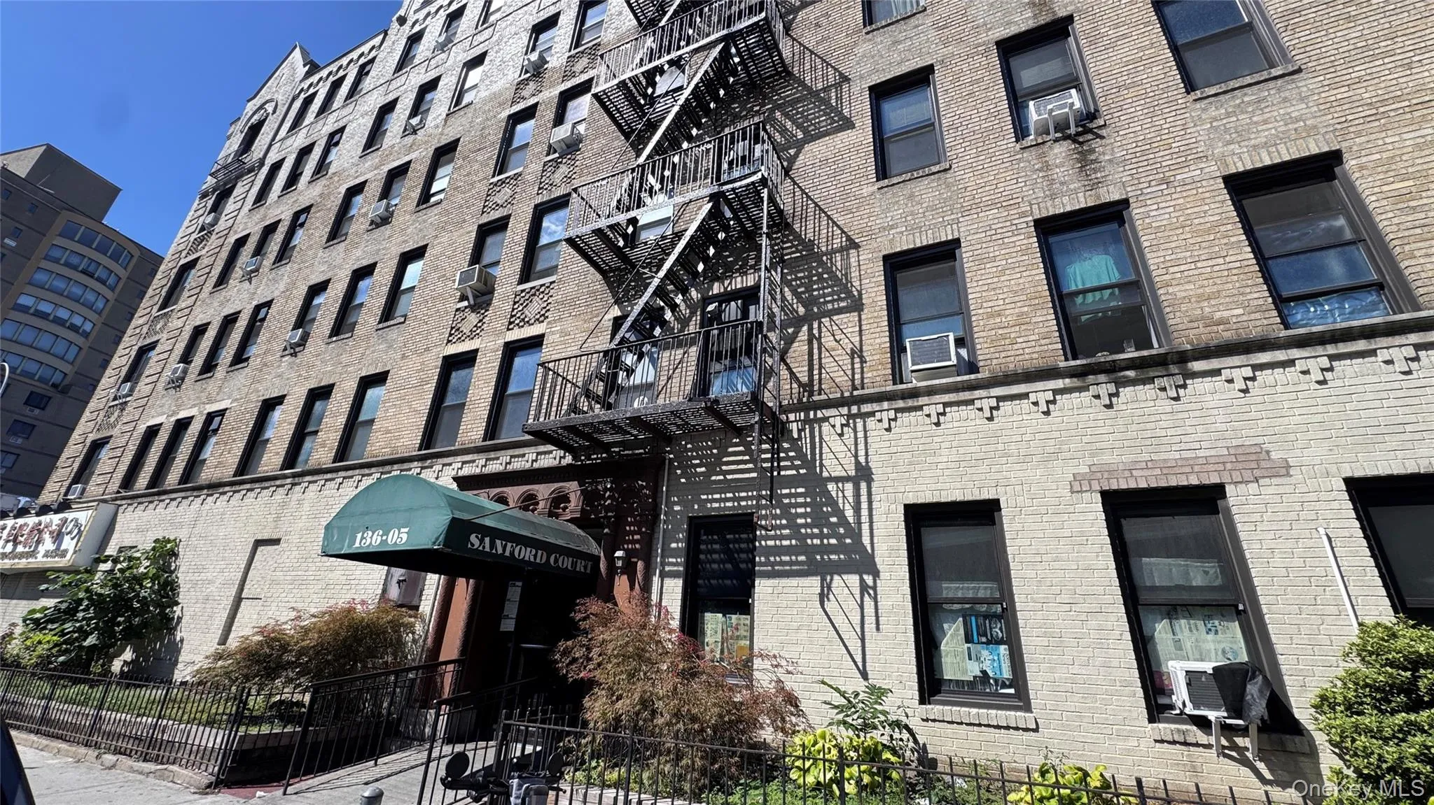 136-05 Sanford Ave, New York, NY, 1 Bedroom Bedrooms, 5 Rooms Rooms,1 BathroomBathrooms,Residential,For Rent,Sanford Ave,0,1056479 136-05 Sanford Ave, New York, NY, 1 Bedroom Bedrooms, 5 Rooms Rooms,1 BathroomBathrooms,Residential,For Rent,Sanford Ave,0,1056479