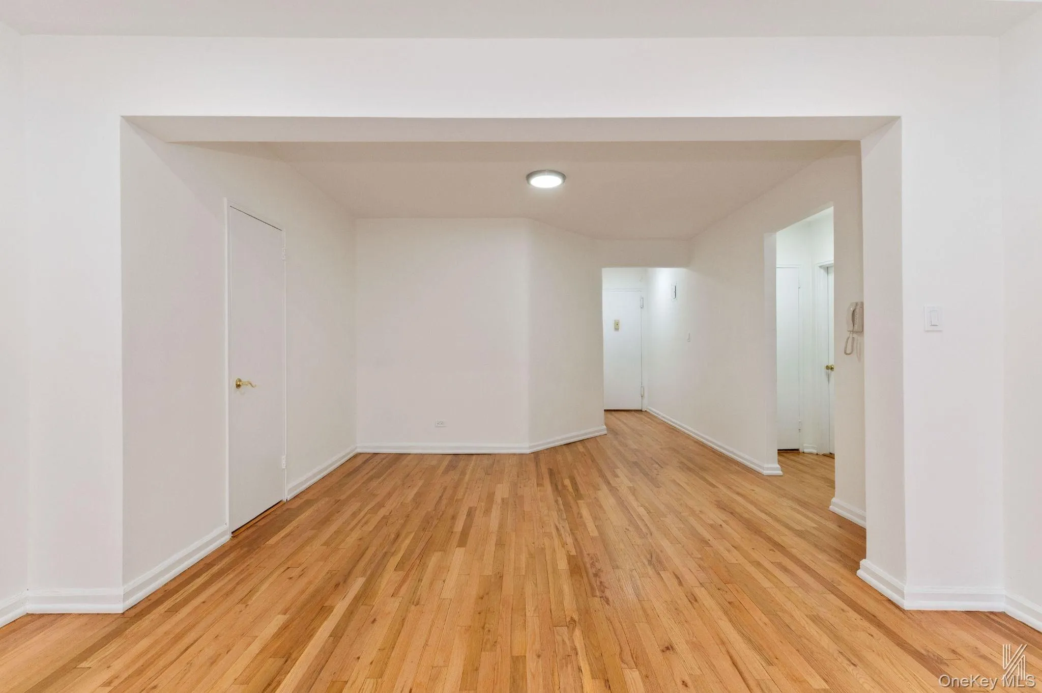 79-10 34th Avenue, New York, NY, 2 Bedrooms Bedrooms, 4 Rooms Rooms,1 BathroomBathrooms,Residential,For Rent,34th,0,1056480 79-10 34th Avenue, New York, NY, 2 Bedrooms Bedrooms, 4 Rooms Rooms,1 BathroomBathrooms,Residential,For Rent,34th,0,1056480
