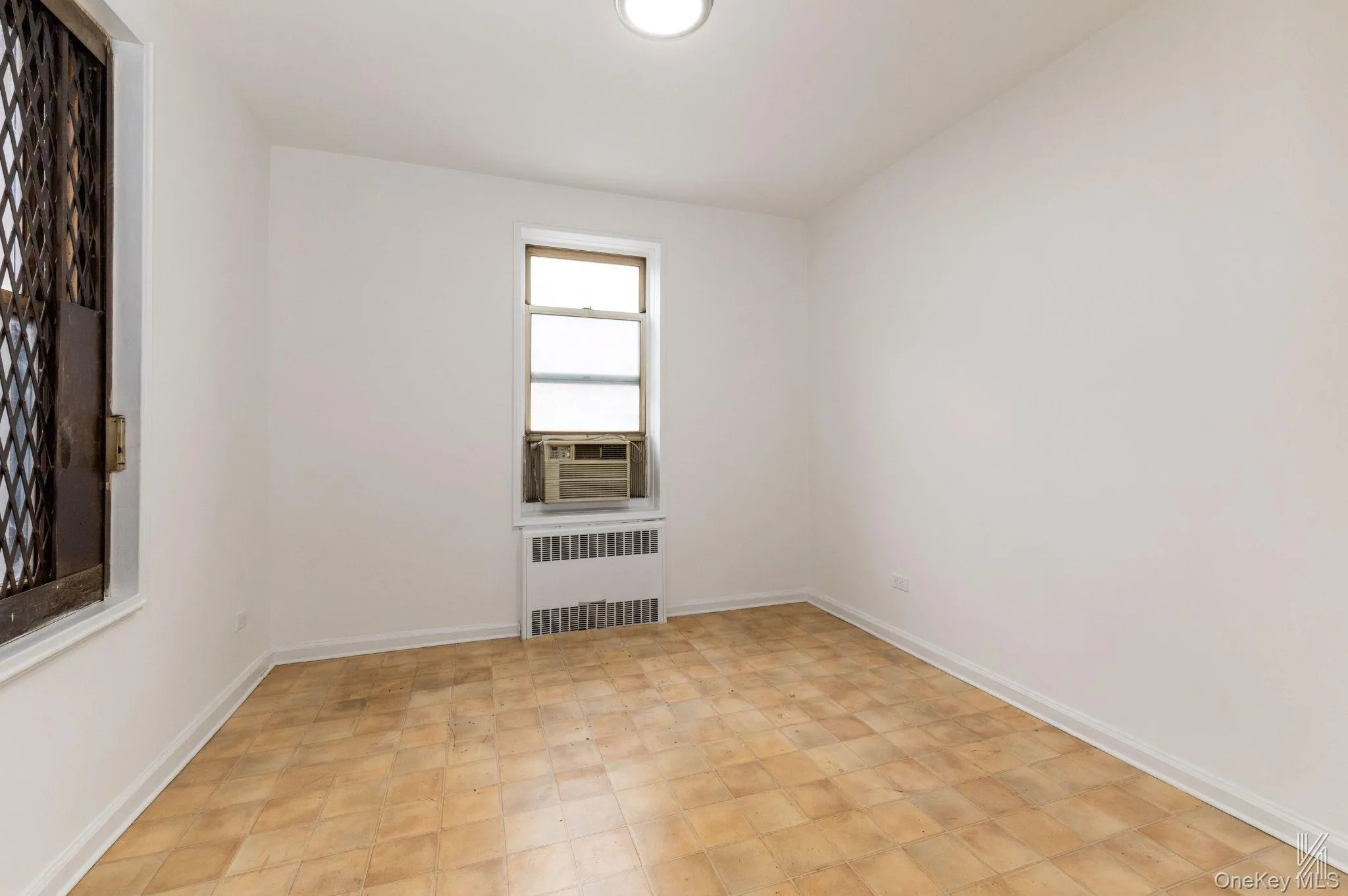 79-10 34th Avenue, New York, NY, 2 Bedrooms Bedrooms, 4 Rooms Rooms,1 BathroomBathrooms,Residential,For Rent,34th,0,1056480 79-10 34th Avenue, New York, NY, 2 Bedrooms Bedrooms, 4 Rooms Rooms,1 BathroomBathrooms,Residential,For Rent,34th,0,1056480