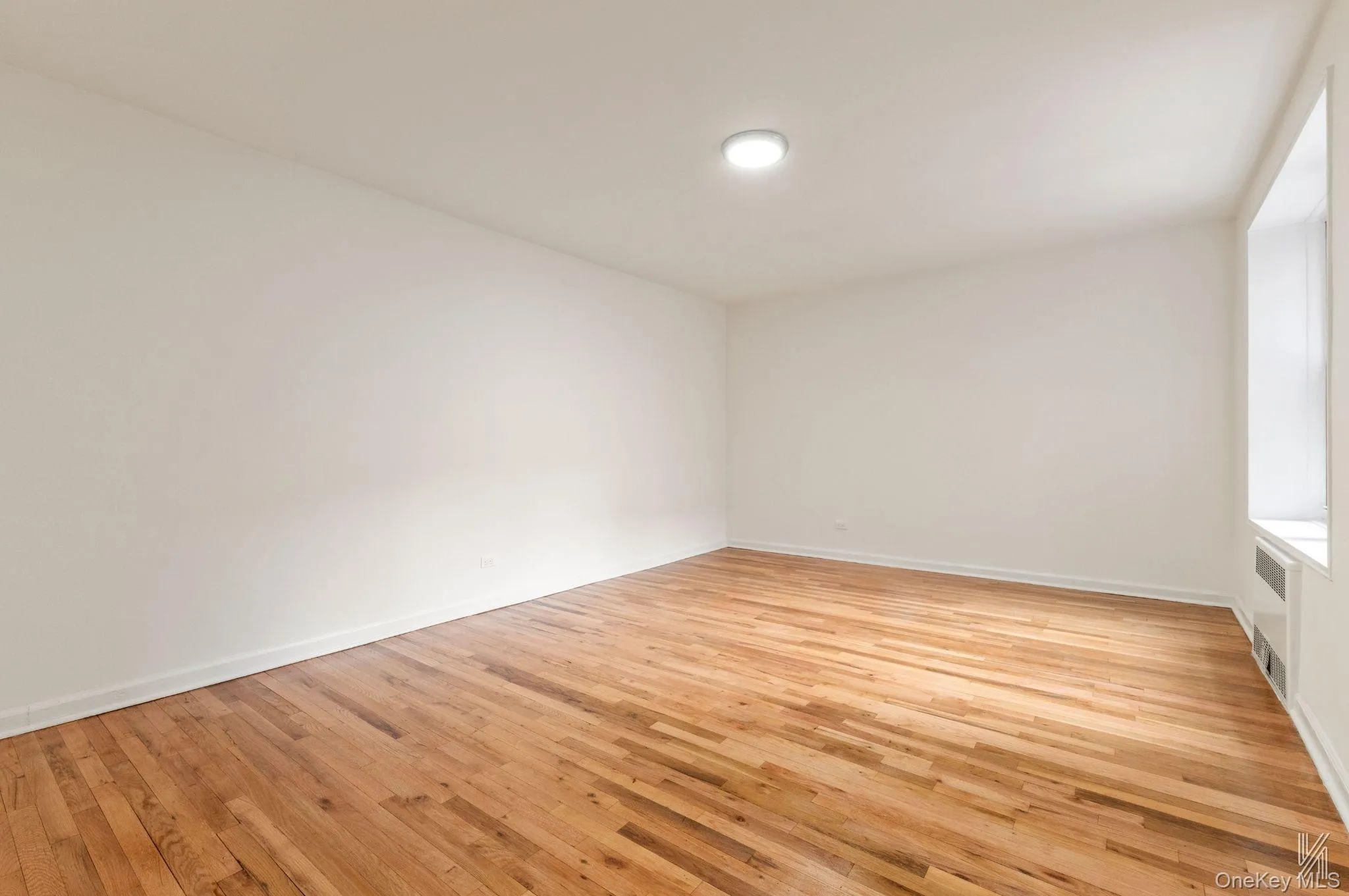 79-10 34th Avenue, New York, NY, 2 Bedrooms Bedrooms, 4 Rooms Rooms,1 BathroomBathrooms,Residential,For Rent,34th,0,1056480 79-10 34th Avenue, New York, NY, 2 Bedrooms Bedrooms, 4 Rooms Rooms,1 BathroomBathrooms,Residential,For Rent,34th,0,1056480