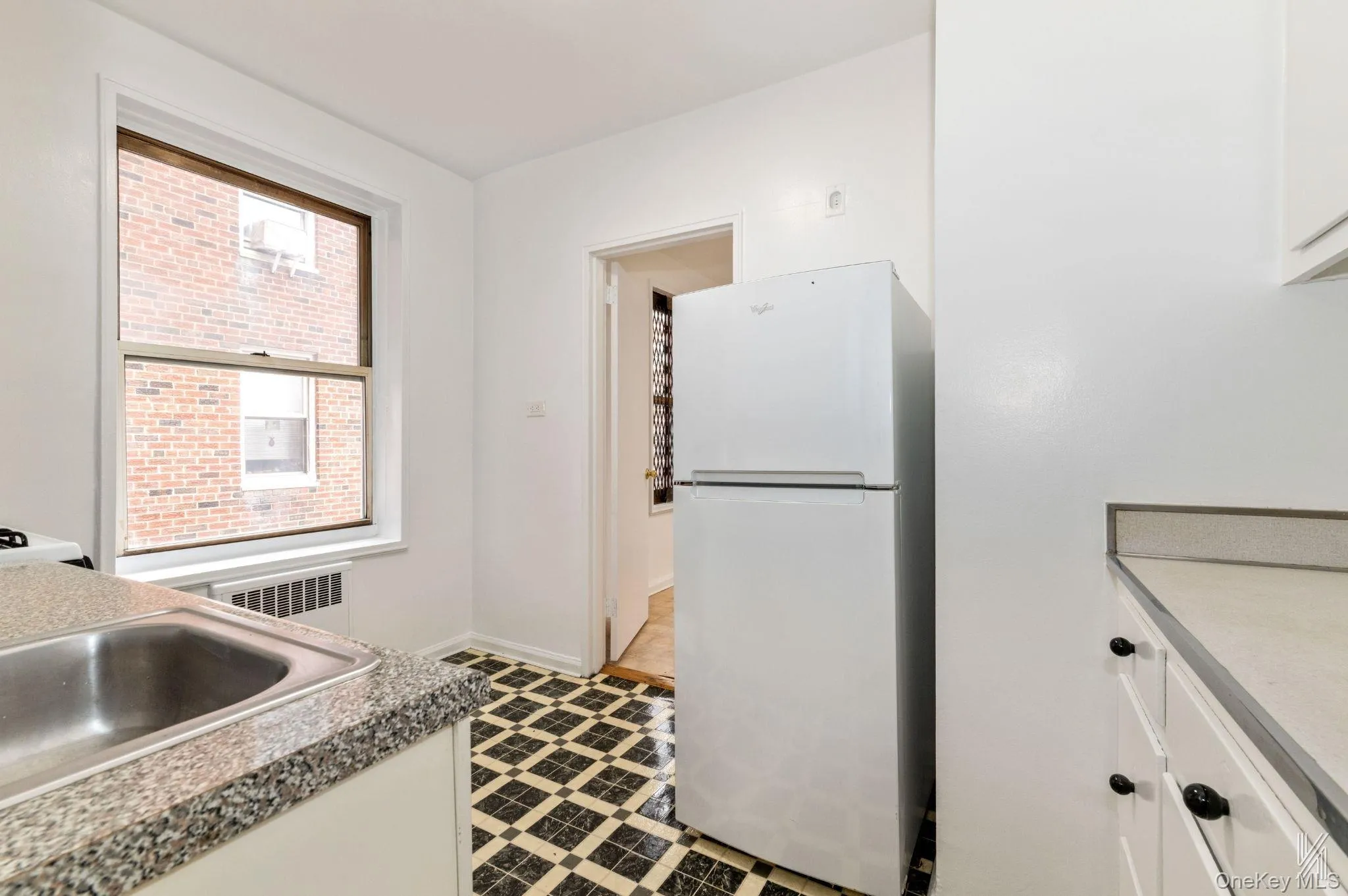 79-10 34th Avenue, New York, NY, 2 Bedrooms Bedrooms, 4 Rooms Rooms,1 BathroomBathrooms,Residential,For Rent,34th,0,1056480 79-10 34th Avenue, New York, NY, 2 Bedrooms Bedrooms, 4 Rooms Rooms,1 BathroomBathrooms,Residential,For Rent,34th,0,1056480