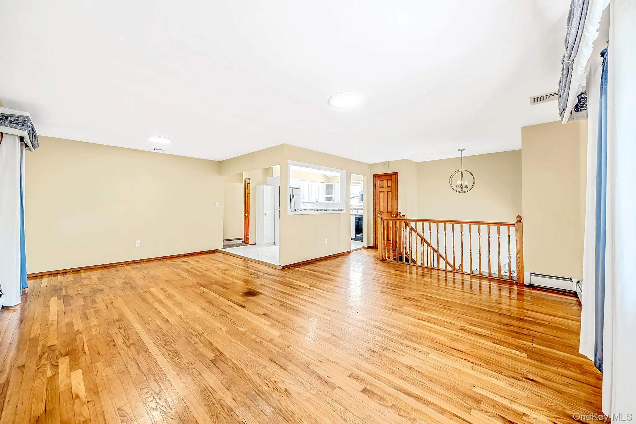 263 Commack Road, Babylon, NY, 5 Bedrooms Bedrooms, 13 Rooms Rooms,2 BathroomsBathrooms,Residential,For Rent,Commack,0,1056481 263 Commack Road, Babylon, NY, 5 Bedrooms Bedrooms, 13 Rooms Rooms,2 BathroomsBathrooms,Residential,For Rent,Commack,0,1056481