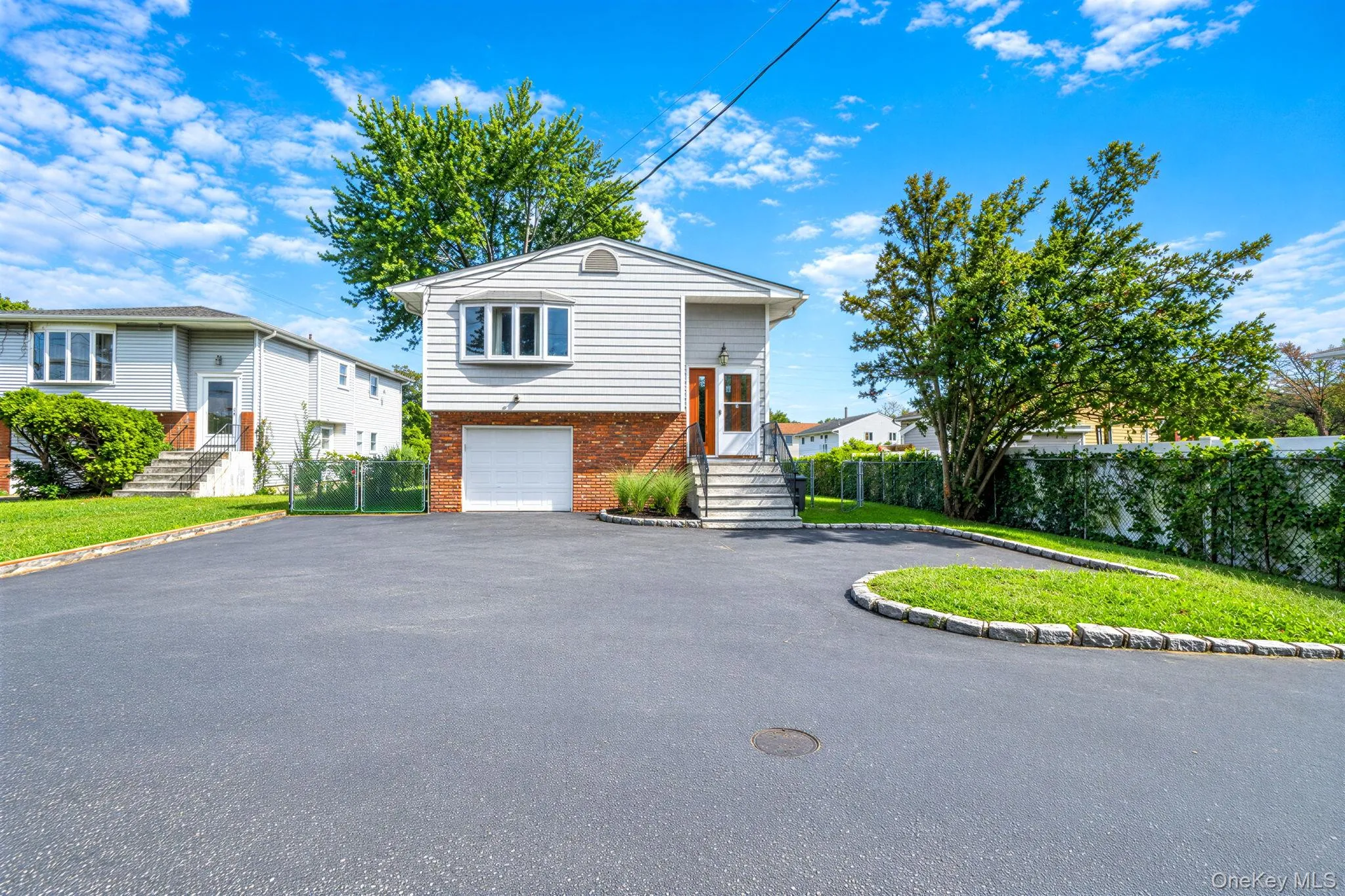263 Commack Road, Babylon, NY, 5 Bedrooms Bedrooms, 13 Rooms Rooms,2 BathroomsBathrooms,Residential,For Rent,Commack,0,1056481 263 Commack Road, Babylon, NY, 5 Bedrooms Bedrooms, 13 Rooms Rooms,2 BathroomsBathrooms,Residential,For Rent,Commack,0,1056481