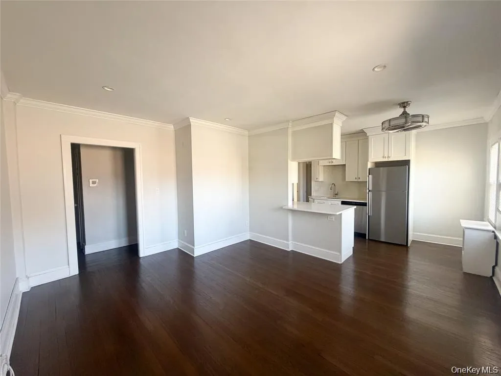 16 Minerva Place, White Plains, NY, 2 Bedrooms Bedrooms, 5 Rooms Rooms,1 BathroomBathrooms,Residential Lease,For Rent,Minerva Place,0,1056483 16 Minerva Place, White Plains, NY, 2 Bedrooms Bedrooms, 5 Rooms Rooms,1 BathroomBathrooms,Residential Lease,For Rent,Minerva Place,0,1056483