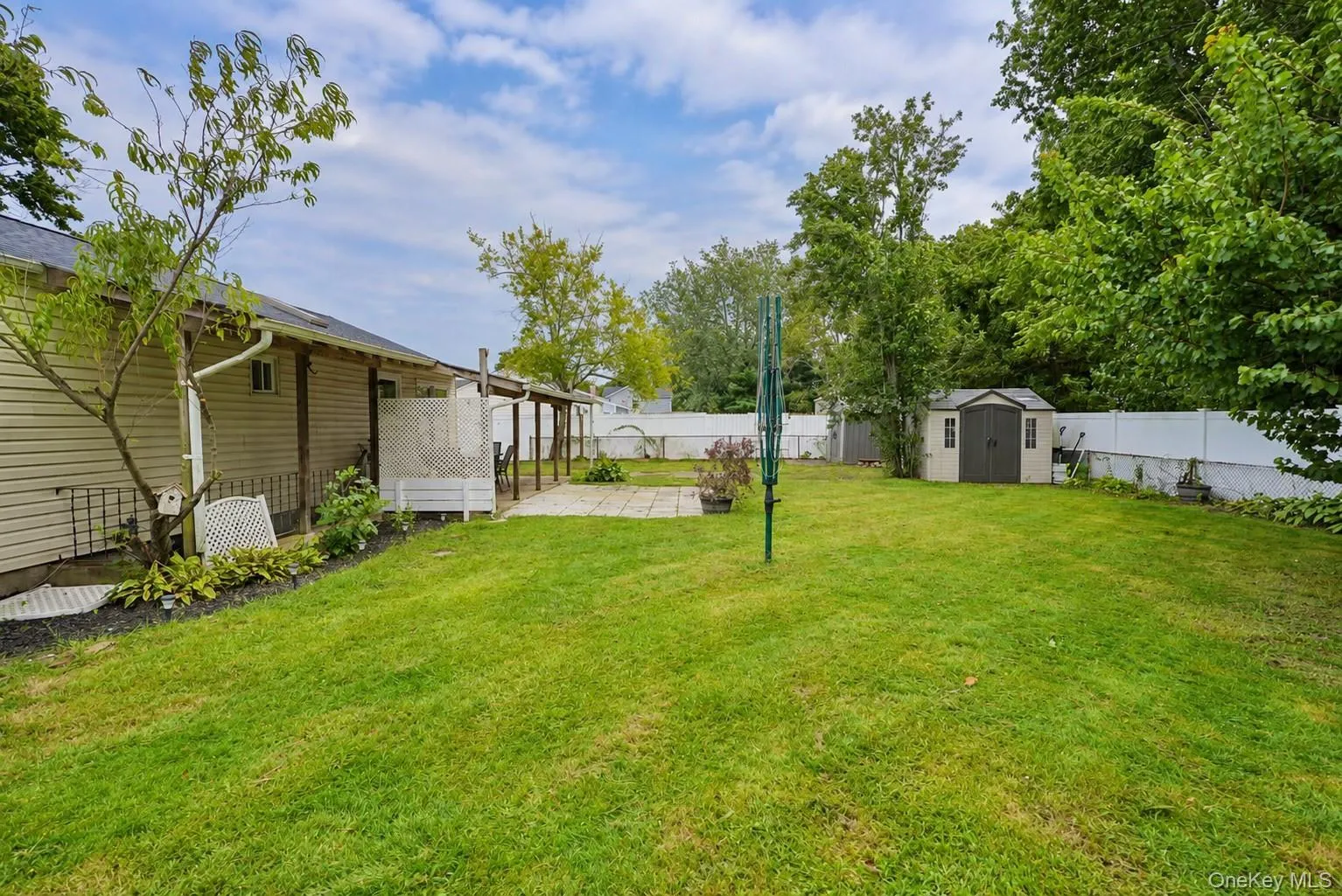 2712 Connecticut Avenue, Brookhaven, NY, 3 Bedrooms Bedrooms, 6 Rooms Rooms,2 BathroomsBathrooms,Residential,For Rent,Connecticut,0,1056485 2712 Connecticut Avenue, Brookhaven, NY, 3 Bedrooms Bedrooms, 6 Rooms Rooms,2 BathroomsBathrooms,Residential,For Rent,Connecticut,0,1056485