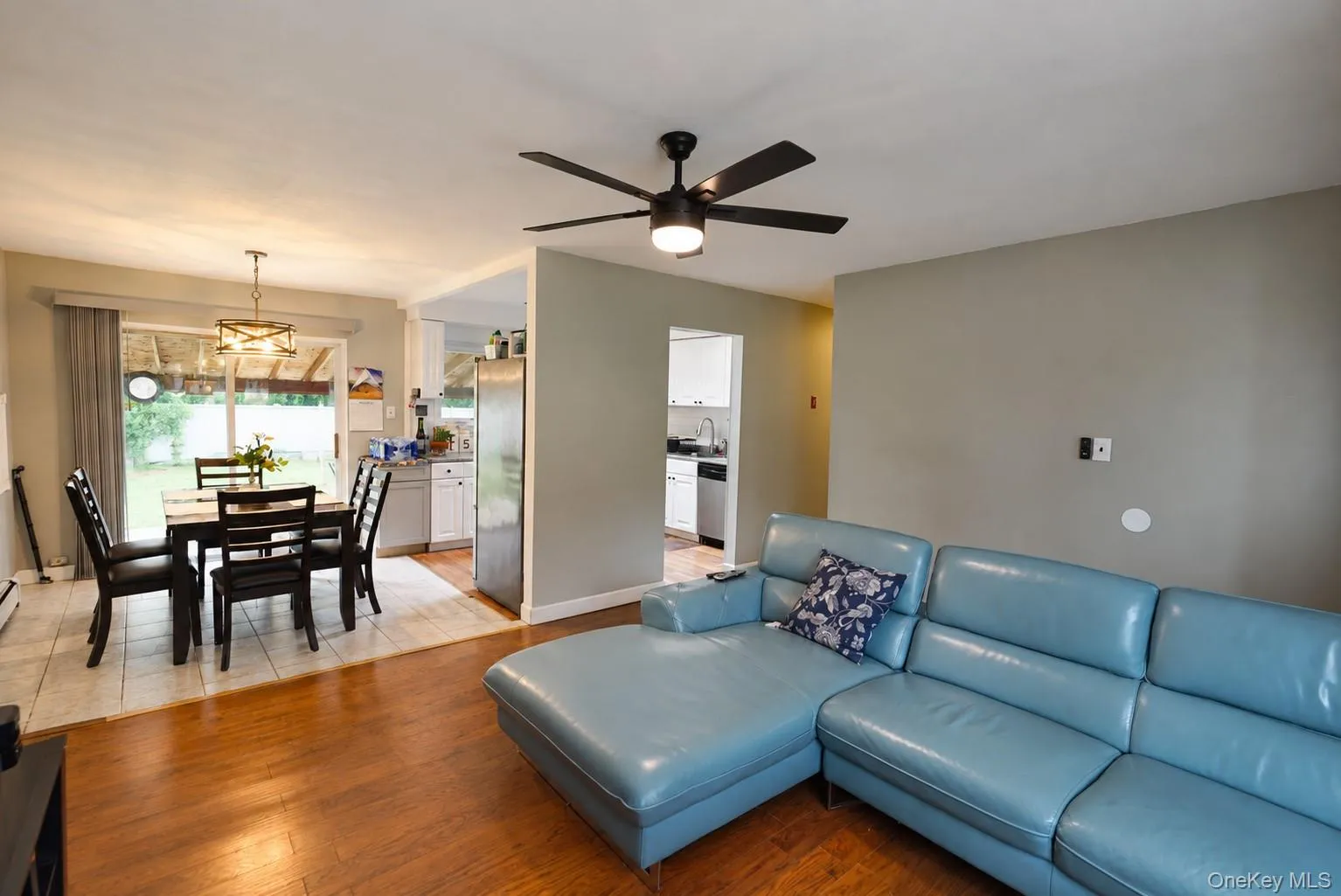 2712 Connecticut Avenue, Brookhaven, NY, 3 Bedrooms Bedrooms, 6 Rooms Rooms,2 BathroomsBathrooms,Residential,For Rent,Connecticut,0,1056485 2712 Connecticut Avenue, Brookhaven, NY, 3 Bedrooms Bedrooms, 6 Rooms Rooms,2 BathroomsBathrooms,Residential,For Rent,Connecticut,0,1056485