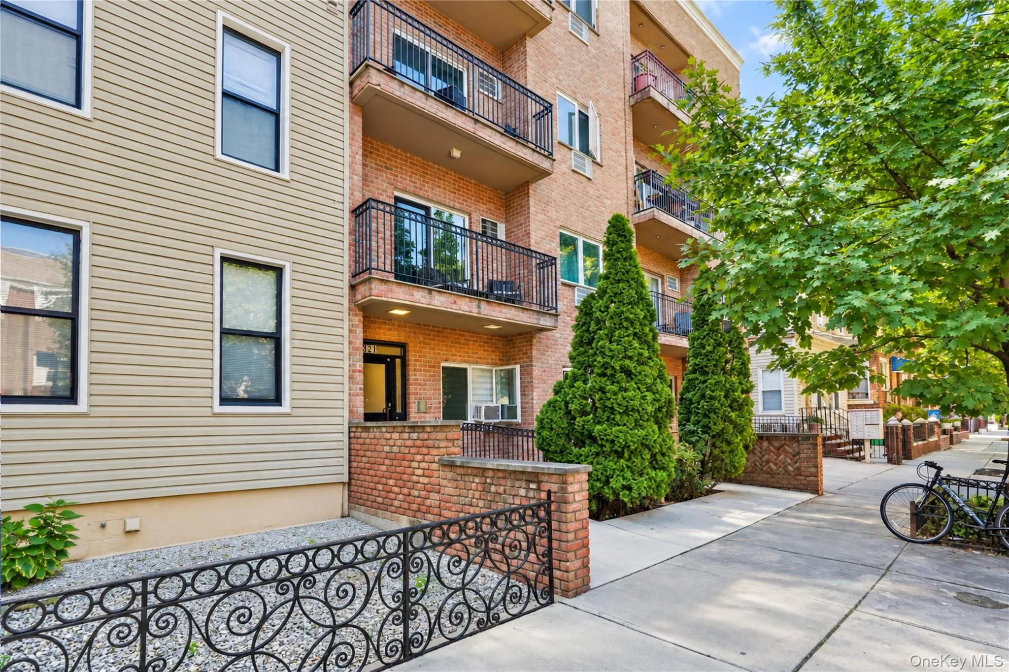 2821 36th Street, New York, NY, 1 Bedroom Bedrooms, 3 Rooms Rooms,1 BathroomBathrooms,Residential,For Rent,36th,0,1056486 2821 36th Street, New York, NY, 1 Bedroom Bedrooms, 3 Rooms Rooms,1 BathroomBathrooms,Residential,For Rent,36th,0,1056486