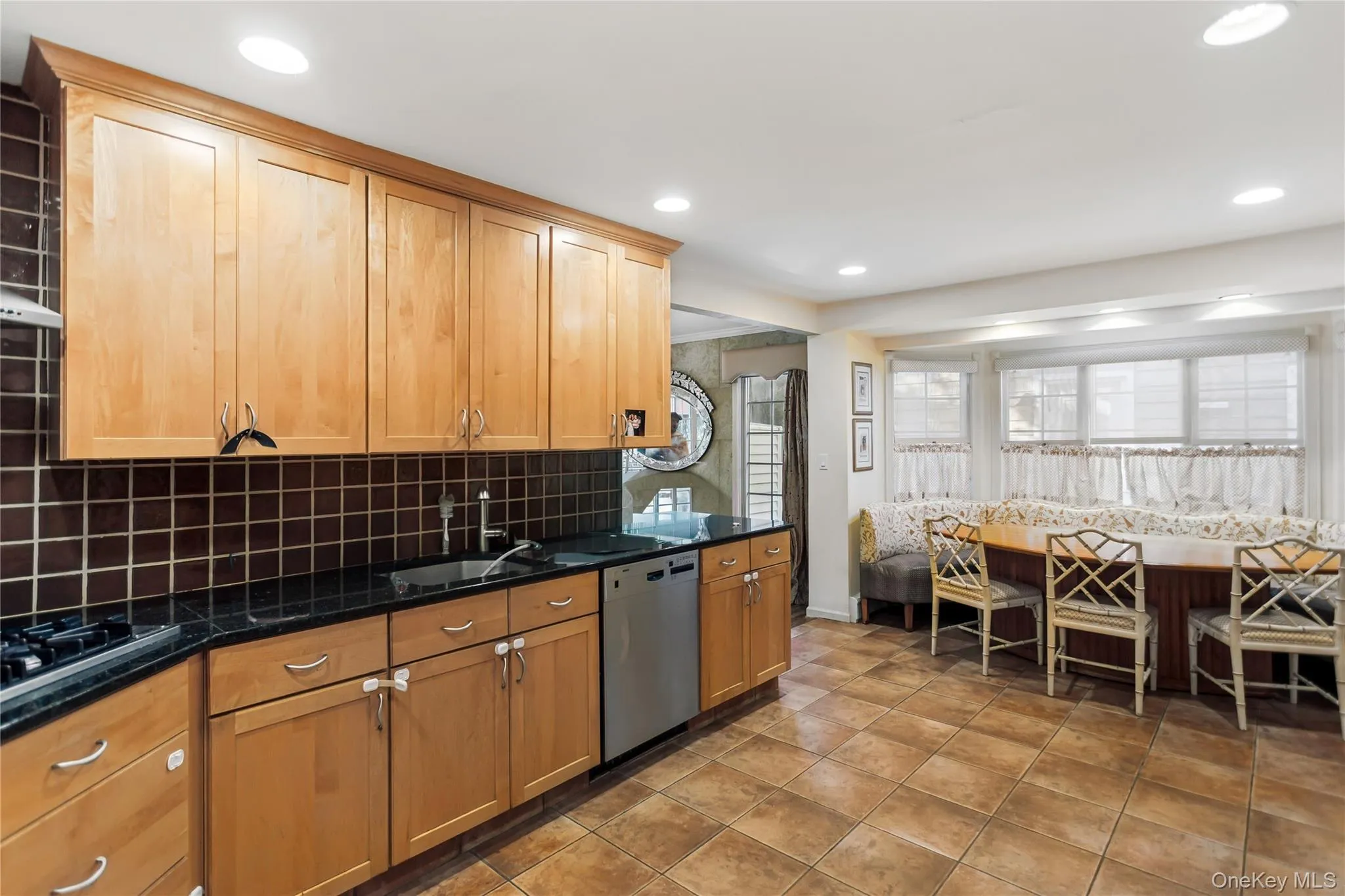 203 Regent Drive, Hempstead, NY, 5 Bedrooms Bedrooms, 12 Rooms Rooms,3 BathroomsBathrooms,Residential,For Rent,Regent,0,1056487 203 Regent Drive, Hempstead, NY, 5 Bedrooms Bedrooms, 12 Rooms Rooms,3 BathroomsBathrooms,Residential,For Rent,Regent,0,1056487
