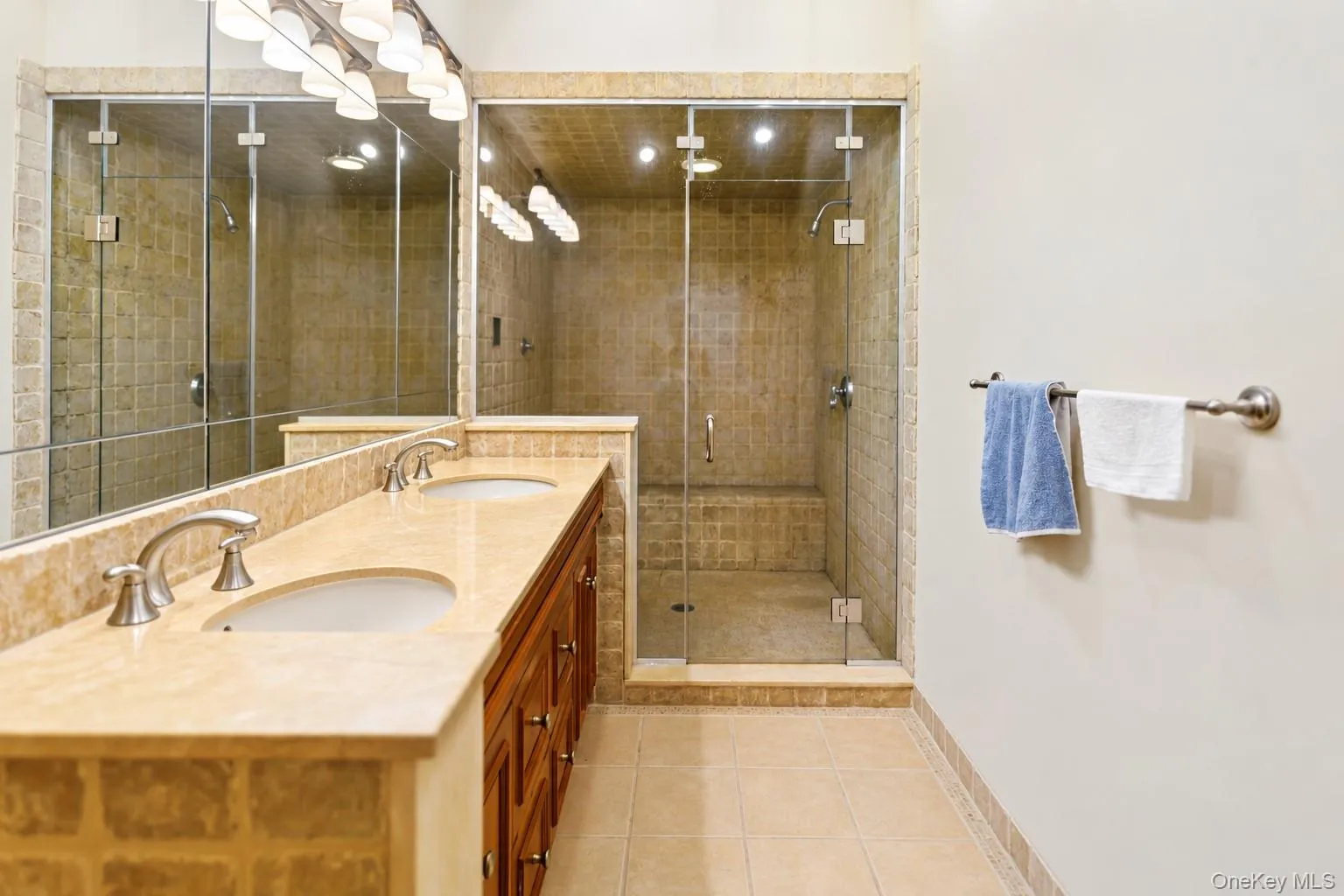 203 Regent Drive, Hempstead, NY, 5 Bedrooms Bedrooms, 12 Rooms Rooms,3 BathroomsBathrooms,Residential,For Rent,Regent,0,1056487 203 Regent Drive, Hempstead, NY, 5 Bedrooms Bedrooms, 12 Rooms Rooms,3 BathroomsBathrooms,Residential,For Rent,Regent,0,1056487