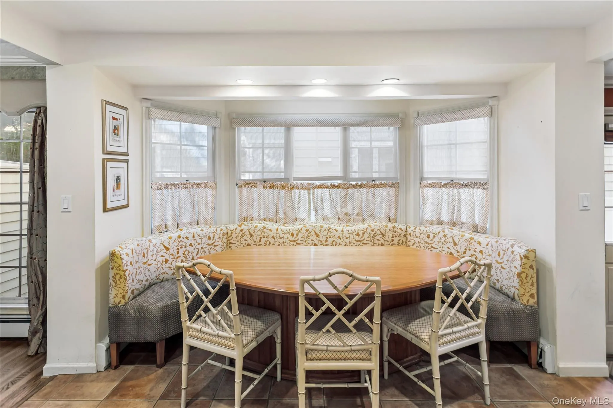 203 Regent Drive, Hempstead, NY, 5 Bedrooms Bedrooms, 12 Rooms Rooms,3 BathroomsBathrooms,Residential,For Rent,Regent,0,1056487 203 Regent Drive, Hempstead, NY, 5 Bedrooms Bedrooms, 12 Rooms Rooms,3 BathroomsBathrooms,Residential,For Rent,Regent,0,1056487