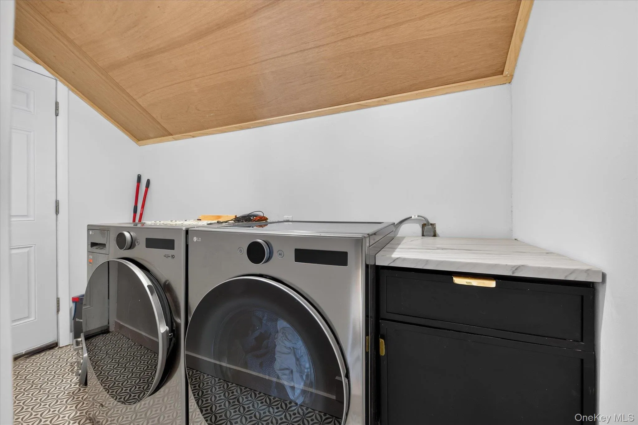 11 Walnut Street, Beacon, NY, 2 Bedrooms Bedrooms, 6 Rooms Rooms,1 BathroomBathrooms,Residential,For Rent,Walnut,0,1056490 11 Walnut Street, Beacon, NY, 2 Bedrooms Bedrooms, 6 Rooms Rooms,1 BathroomBathrooms,Residential,For Rent,Walnut,0,1056490