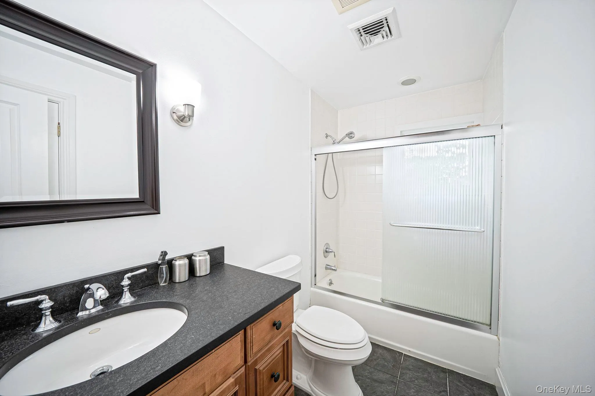 17 Mayfield Drive, Brookhaven, NY, 4 Bedrooms Bedrooms, 8 Rooms Rooms,3 BathroomsBathrooms,Residential,For Rent,Mayfield,0,1056496 17 Mayfield Drive, Brookhaven, NY, 4 Bedrooms Bedrooms, 8 Rooms Rooms,3 BathroomsBathrooms,Residential,For Rent,Mayfield,0,1056496