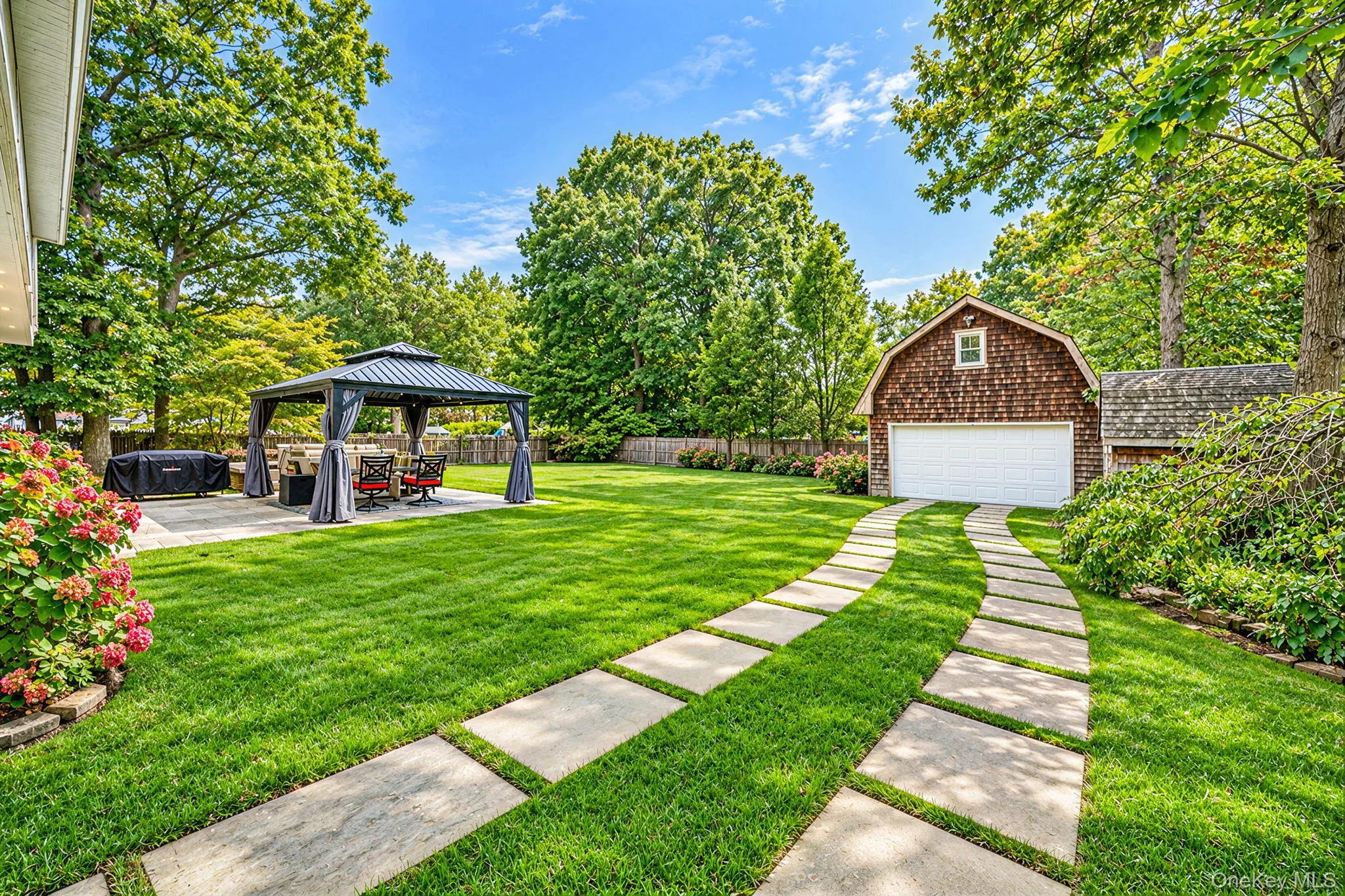17 Mayfield Drive, Brookhaven, NY, 4 Bedrooms Bedrooms, 8 Rooms Rooms,3 BathroomsBathrooms,Residential,For Rent,Mayfield,0,1056496 17 Mayfield Drive, Brookhaven, NY, 4 Bedrooms Bedrooms, 8 Rooms Rooms,3 BathroomsBathrooms,Residential,For Rent,Mayfield,0,1056496