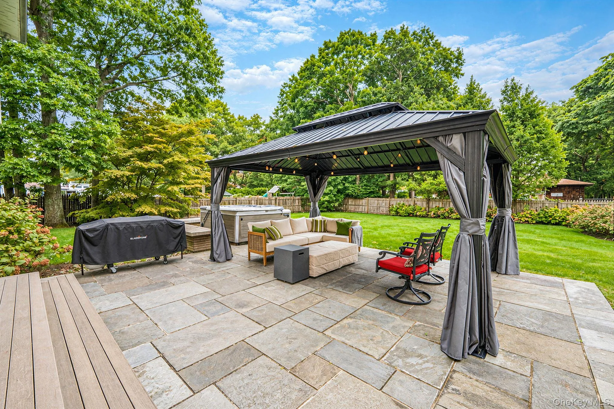 17 Mayfield Drive, Brookhaven, NY, 4 Bedrooms Bedrooms, 8 Rooms Rooms,3 BathroomsBathrooms,Residential,For Rent,Mayfield,0,1056496 17 Mayfield Drive, Brookhaven, NY, 4 Bedrooms Bedrooms, 8 Rooms Rooms,3 BathroomsBathrooms,Residential,For Rent,Mayfield,0,1056496