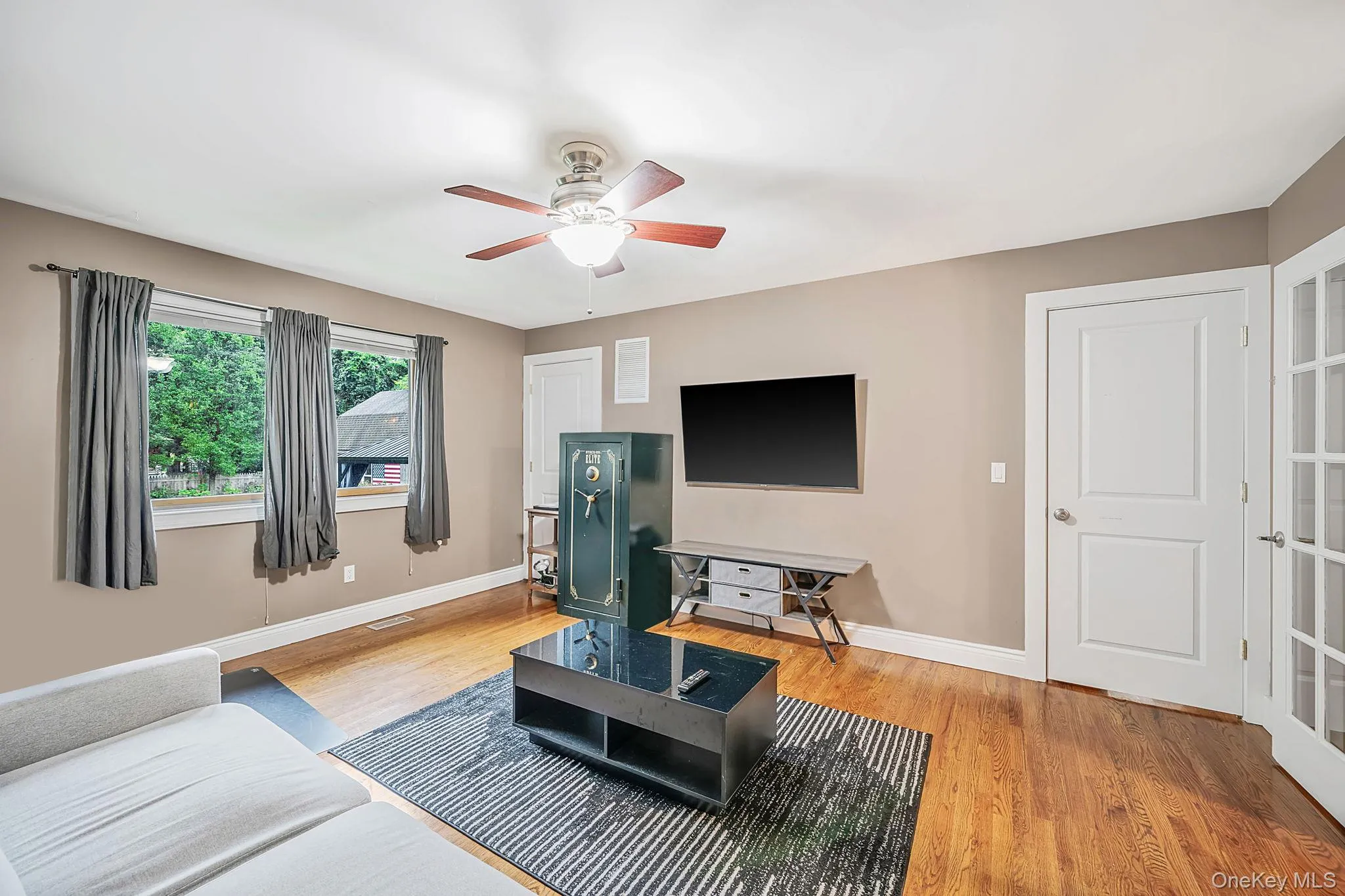 17 Mayfield Drive, Brookhaven, NY, 4 Bedrooms Bedrooms, 8 Rooms Rooms,3 BathroomsBathrooms,Residential,For Rent,Mayfield,0,1056496 17 Mayfield Drive, Brookhaven, NY, 4 Bedrooms Bedrooms, 8 Rooms Rooms,3 BathroomsBathrooms,Residential,For Rent,Mayfield,0,1056496