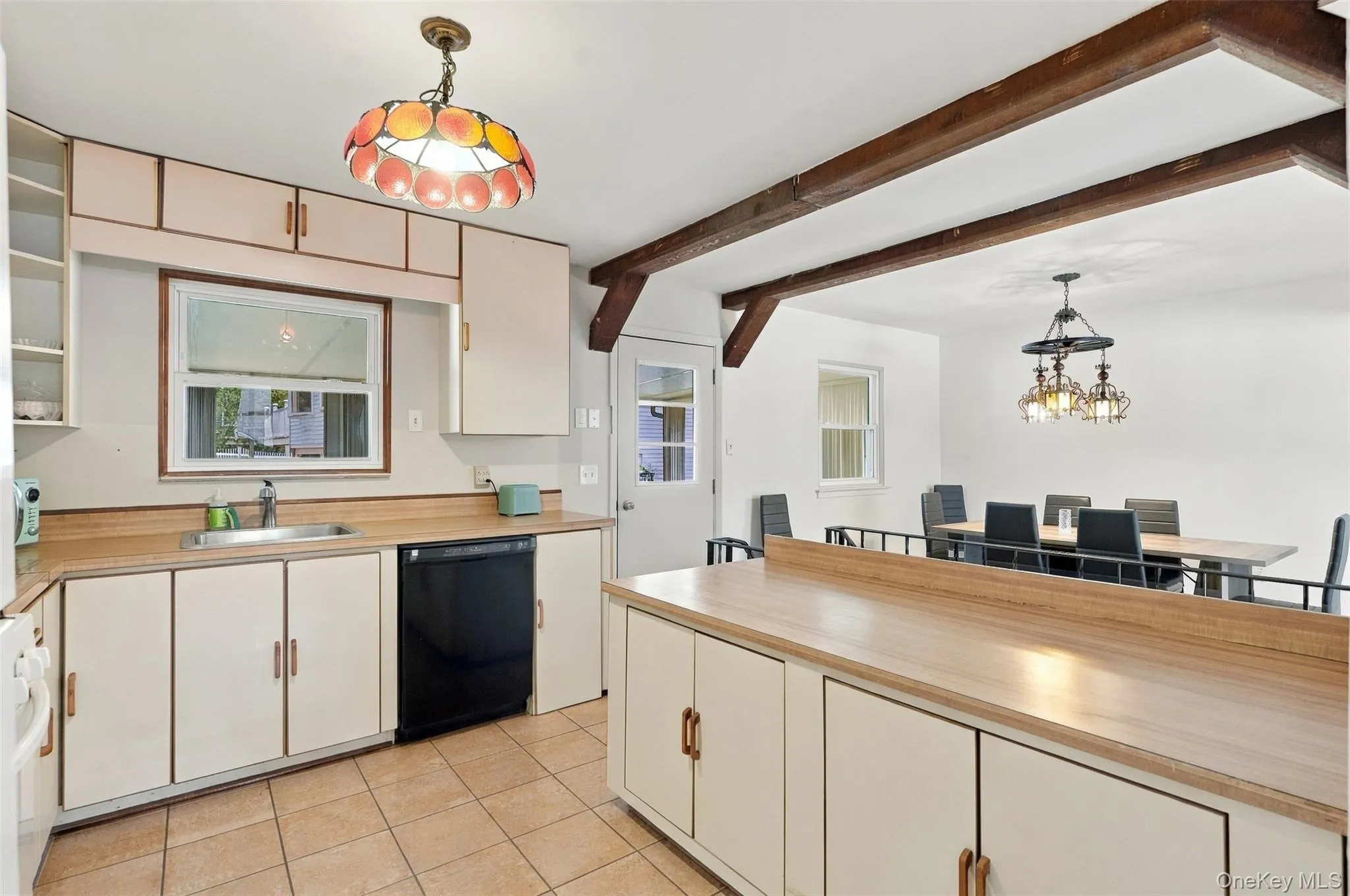 70 Phillips Street, Beacon, NY, 4 Bedrooms Bedrooms, 11 Rooms Rooms,2 BathroomsBathrooms,Residential,For Rent,Phillips,0,1056498 70 Phillips Street, Beacon, NY, 4 Bedrooms Bedrooms, 11 Rooms Rooms,2 BathroomsBathrooms,Residential,For Rent,Phillips,0,1056498