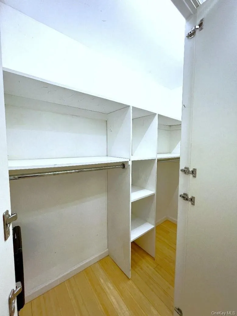 142-05 Roosevelt Avenue, New York, NY, 1 Bedroom Bedrooms, 3 Rooms Rooms,1 BathroomBathrooms,Residential,For Rent,Roosevelt,0,1056499 142-05 Roosevelt Avenue, New York, NY, 1 Bedroom Bedrooms, 3 Rooms Rooms,1 BathroomBathrooms,Residential,For Rent,Roosevelt,0,1056499