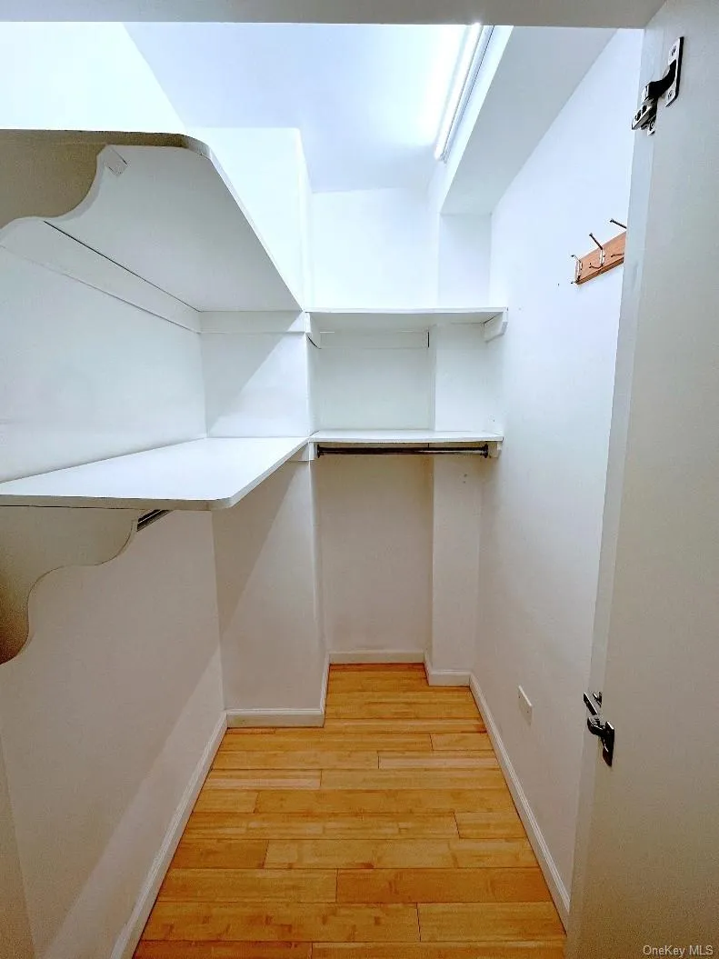 142-05 Roosevelt Avenue, New York, NY, 1 Bedroom Bedrooms, 3 Rooms Rooms,1 BathroomBathrooms,Residential,For Rent,Roosevelt,0,1056499 142-05 Roosevelt Avenue, New York, NY, 1 Bedroom Bedrooms, 3 Rooms Rooms,1 BathroomBathrooms,Residential,For Rent,Roosevelt,0,1056499