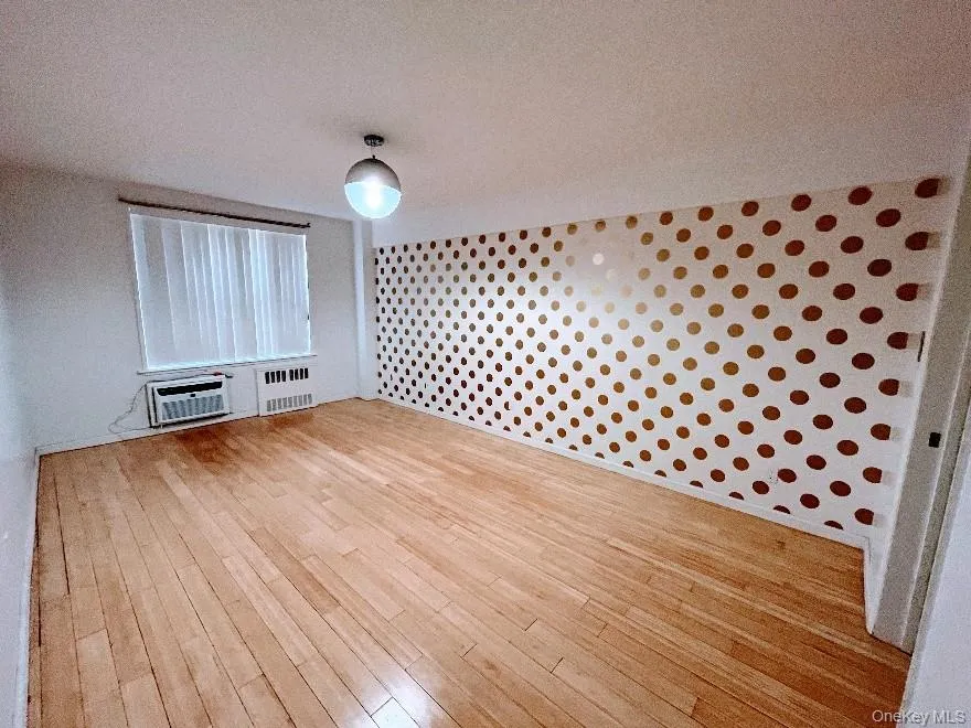 142-05 Roosevelt Avenue, New York, NY, 1 Bedroom Bedrooms, 3 Rooms Rooms,1 BathroomBathrooms,Residential,For Rent,Roosevelt,0,1056499 142-05 Roosevelt Avenue, New York, NY, 1 Bedroom Bedrooms, 3 Rooms Rooms,1 BathroomBathrooms,Residential,For Rent,Roosevelt,0,1056499