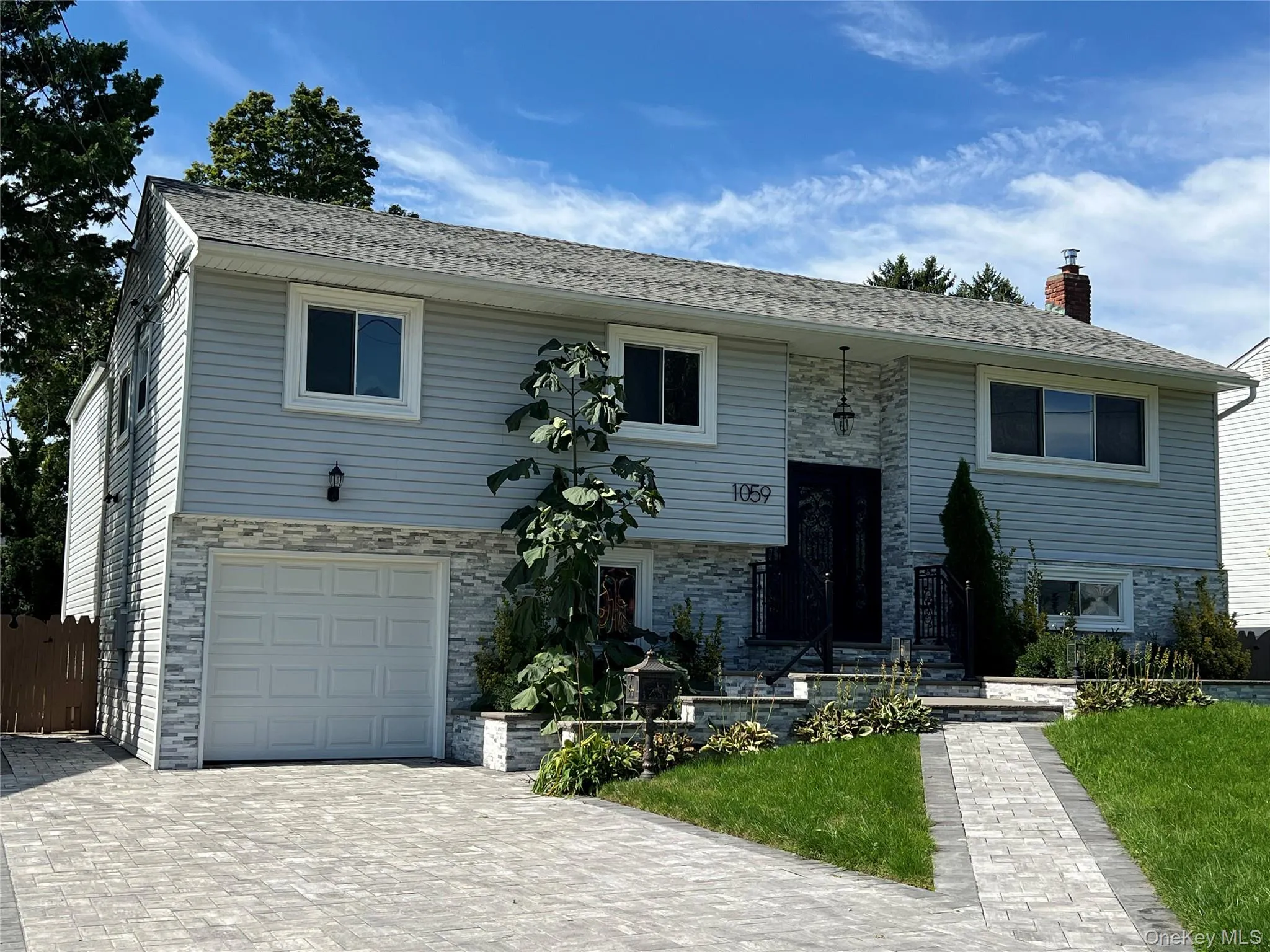 1059 Denton Avenue, North Hempstead, NY, 5 Bedrooms Bedrooms, 12 Rooms Rooms,4 BathroomsBathrooms,Residential,For Rent,Denton,0,1056501 1059 Denton Avenue, North Hempstead, NY, 5 Bedrooms Bedrooms, 12 Rooms Rooms,4 BathroomsBathrooms,Residential,For Rent,Denton,0,1056501