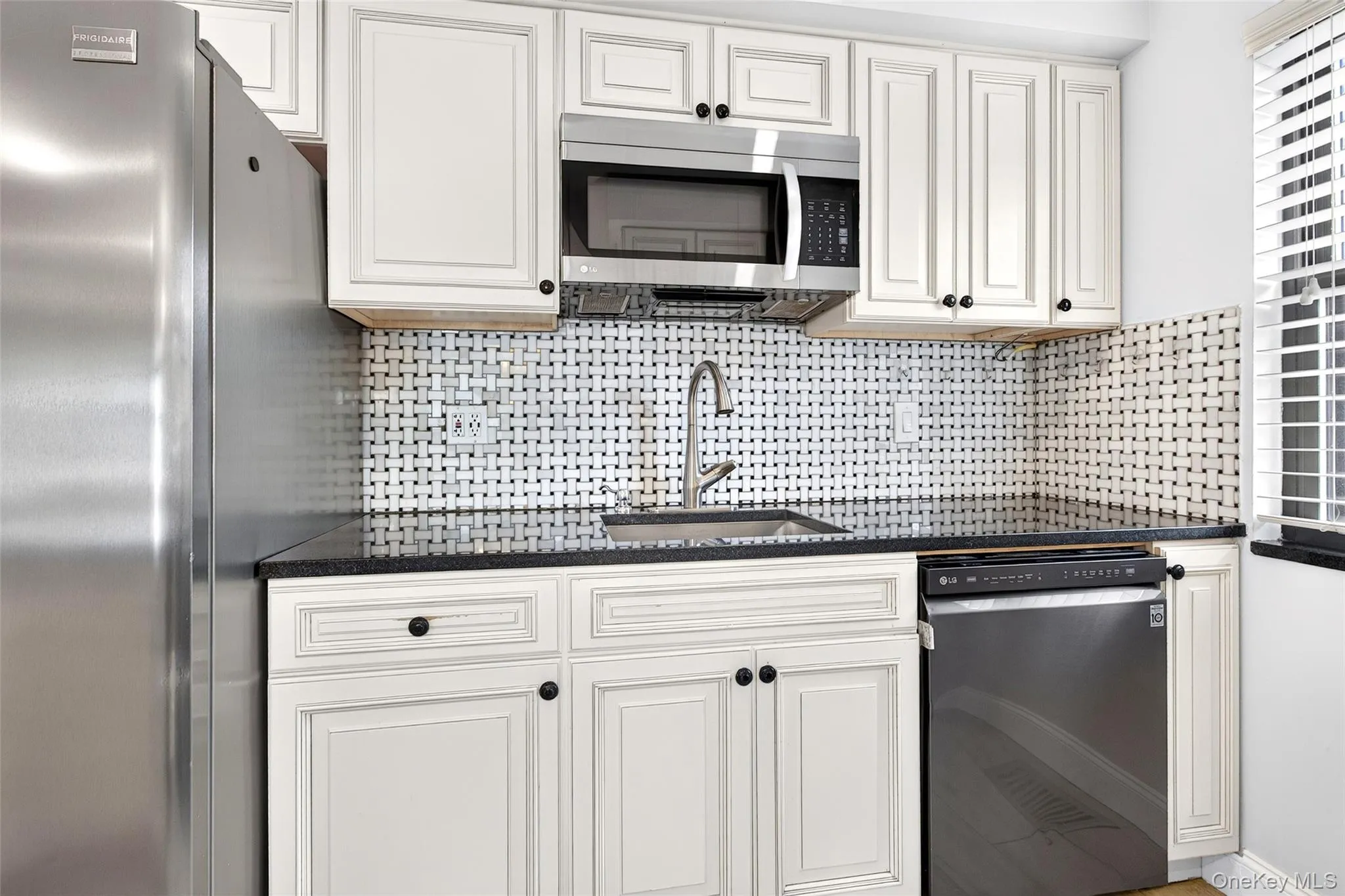 77 Waters Edge, Rye City, NY, 2 Bedroom Bedrooms, 6 Room Rooms,1 BathroomBathrooms,Residential Lease,For Rent,Waters Edge,0,1056504 77 Waters Edge, Rye City, NY, 2 Bedroom Bedrooms, 6 Room Rooms,1 BathroomBathrooms,Residential Lease,For Rent,Waters Edge,0,1056504