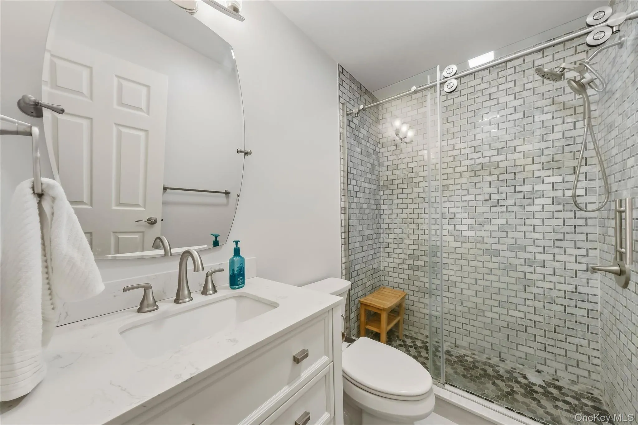 46 Leslie Road, Newburgh (town), NY, 3 Bedrooms Bedrooms, 7 Rooms Rooms,2 BathroomsBathrooms,Residential,For Rent,Leslie,0,1056509 46 Leslie Road, Newburgh (town), NY, 3 Bedrooms Bedrooms, 7 Rooms Rooms,2 BathroomsBathrooms,Residential,For Rent,Leslie,0,1056509