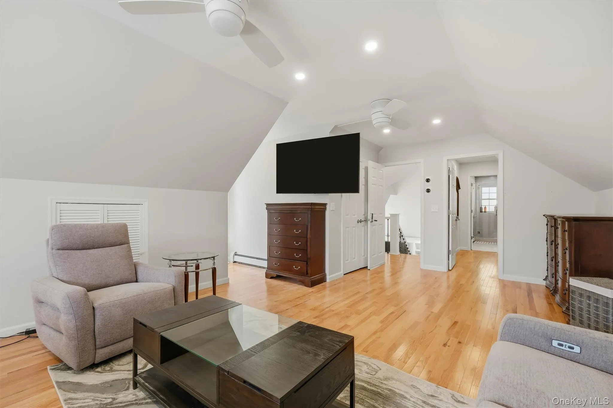 46 Leslie Road, Newburgh (town), NY, 3 Bedrooms Bedrooms, 7 Rooms Rooms,2 BathroomsBathrooms,Residential,For Rent,Leslie,0,1056509 46 Leslie Road, Newburgh (town), NY, 3 Bedrooms Bedrooms, 7 Rooms Rooms,2 BathroomsBathrooms,Residential,For Rent,Leslie,0,1056509