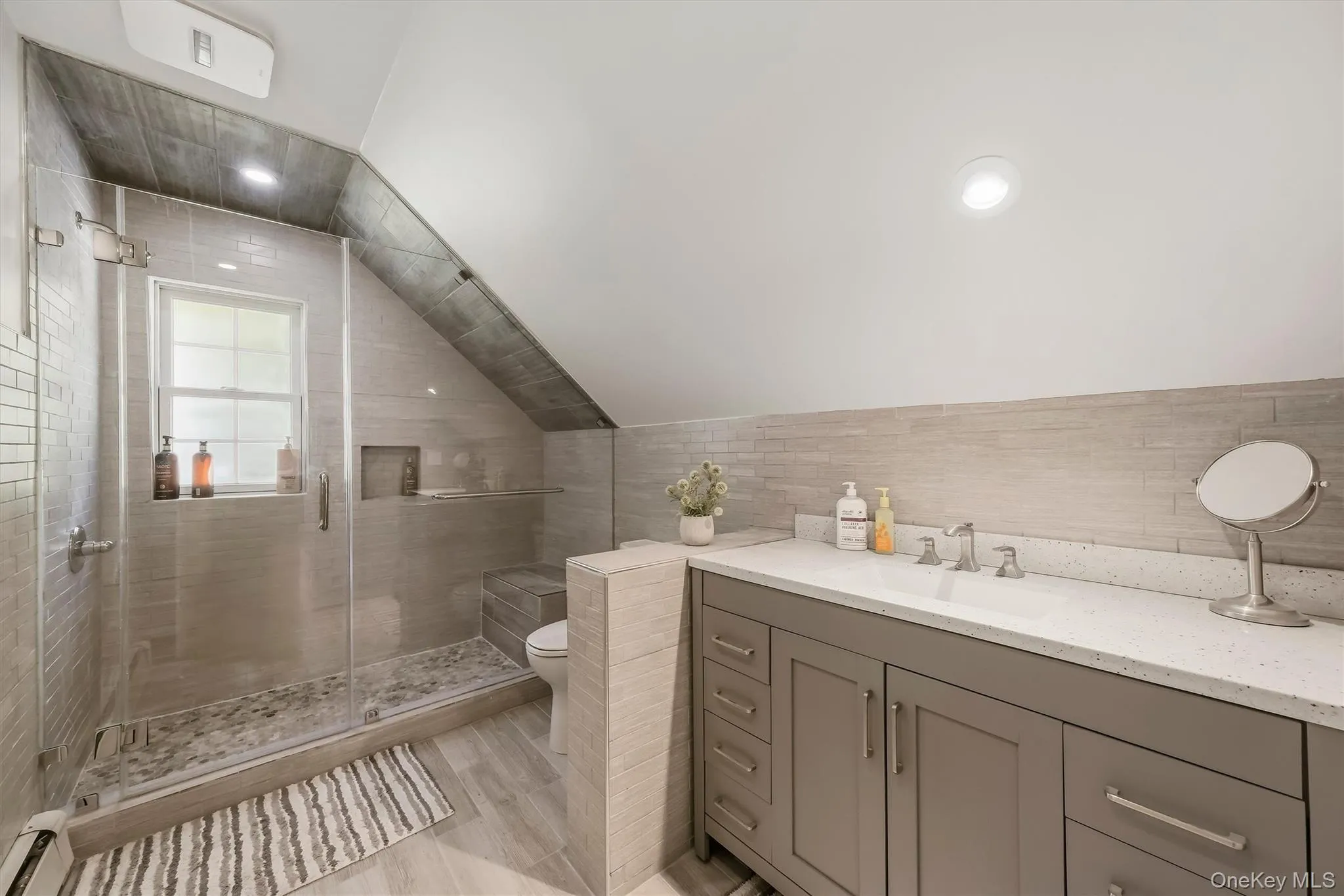 46 Leslie Road, Newburgh (town), NY, 3 Bedrooms Bedrooms, 7 Rooms Rooms,2 BathroomsBathrooms,Residential,For Rent,Leslie,0,1056509 46 Leslie Road, Newburgh (town), NY, 3 Bedrooms Bedrooms, 7 Rooms Rooms,2 BathroomsBathrooms,Residential,For Rent,Leslie,0,1056509