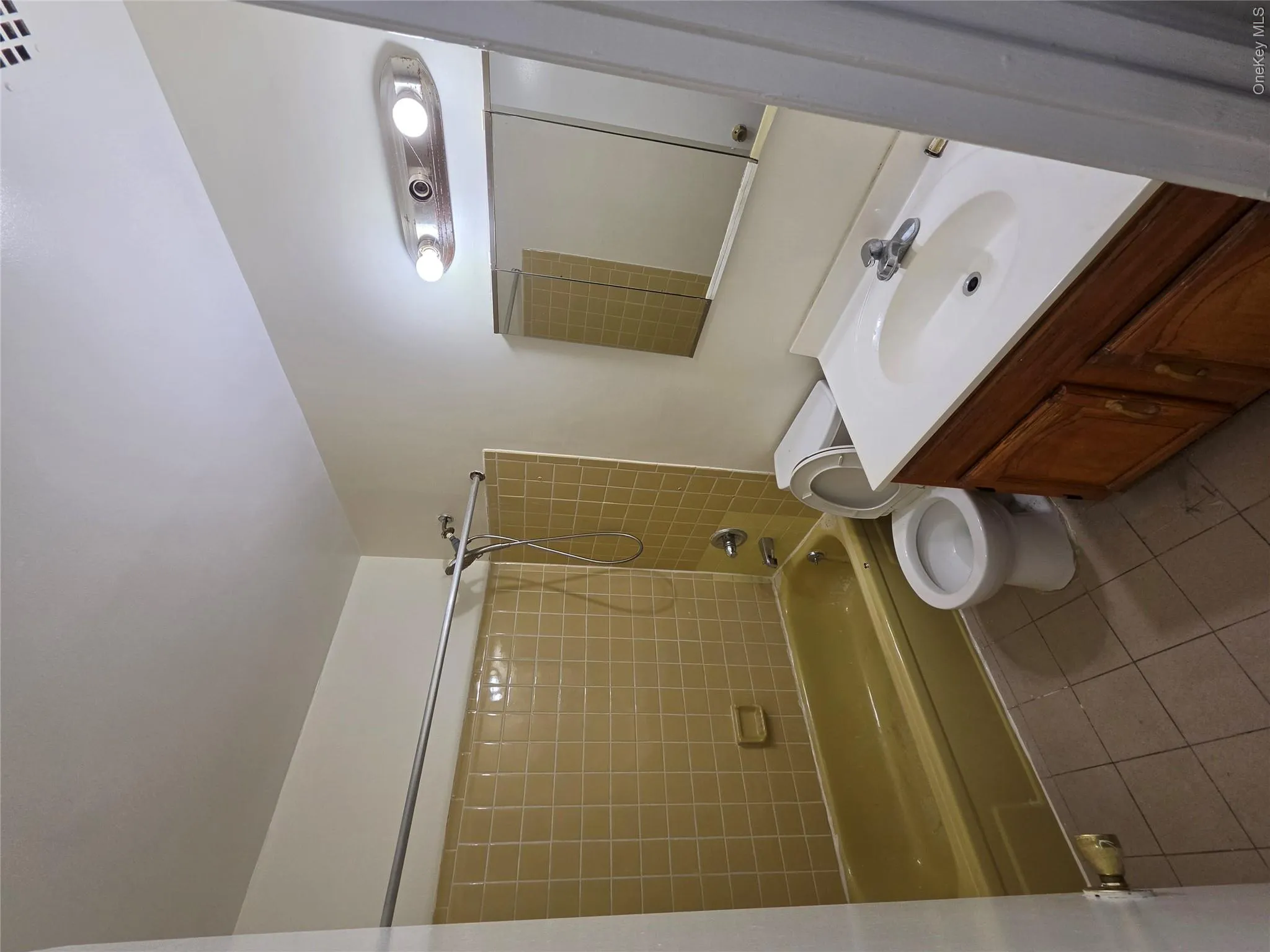 4538 220th Place, New York, NY, 1 Bedroom Bedrooms, 3 Rooms Rooms,1 BathroomBathrooms,Residential Lease,For Rent,220th,0,1056510 4538 220th Place, New York, NY, 1 Bedroom Bedrooms, 3 Rooms Rooms,1 BathroomBathrooms,Residential Lease,For Rent,220th,0,1056510