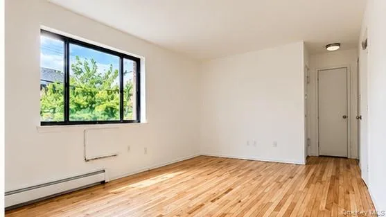 6229 102nd Street, New York, NY, 1 Bedroom Bedrooms, 3 Rooms Rooms,1 BathroomBathrooms,Residential Lease,For Rent,102nd,0,1056518 6229 102nd Street, New York, NY, 1 Bedroom Bedrooms, 3 Rooms Rooms,1 BathroomBathrooms,Residential Lease,For Rent,102nd,0,1056518