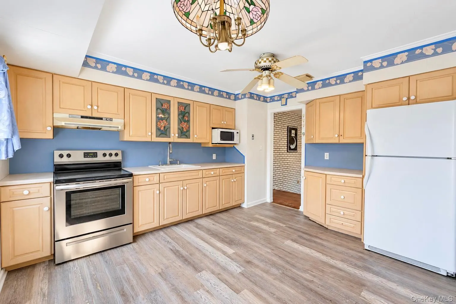 286 13th Street, Babylon, NY, 5 Bedrooms Bedrooms, 8 Rooms Rooms,2 BathroomsBathrooms,Residential,For Rent,13th,0,1056522 286 13th Street, Babylon, NY, 5 Bedrooms Bedrooms, 8 Rooms Rooms,2 BathroomsBathrooms,Residential,For Rent,13th,0,1056522