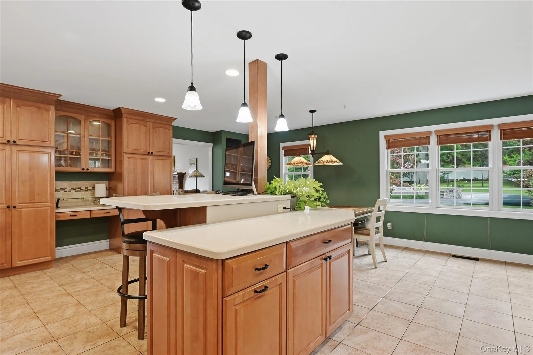 10 Albion Oval, Carmel, NY, 3 Bedrooms Bedrooms, 9 Rooms Rooms,3 BathroomsBathrooms,Residential,For Rent,Albion,0,1056532 10 Albion Oval, Carmel, NY, 3 Bedrooms Bedrooms, 9 Rooms Rooms,3 BathroomsBathrooms,Residential,For Rent,Albion,0,1056532