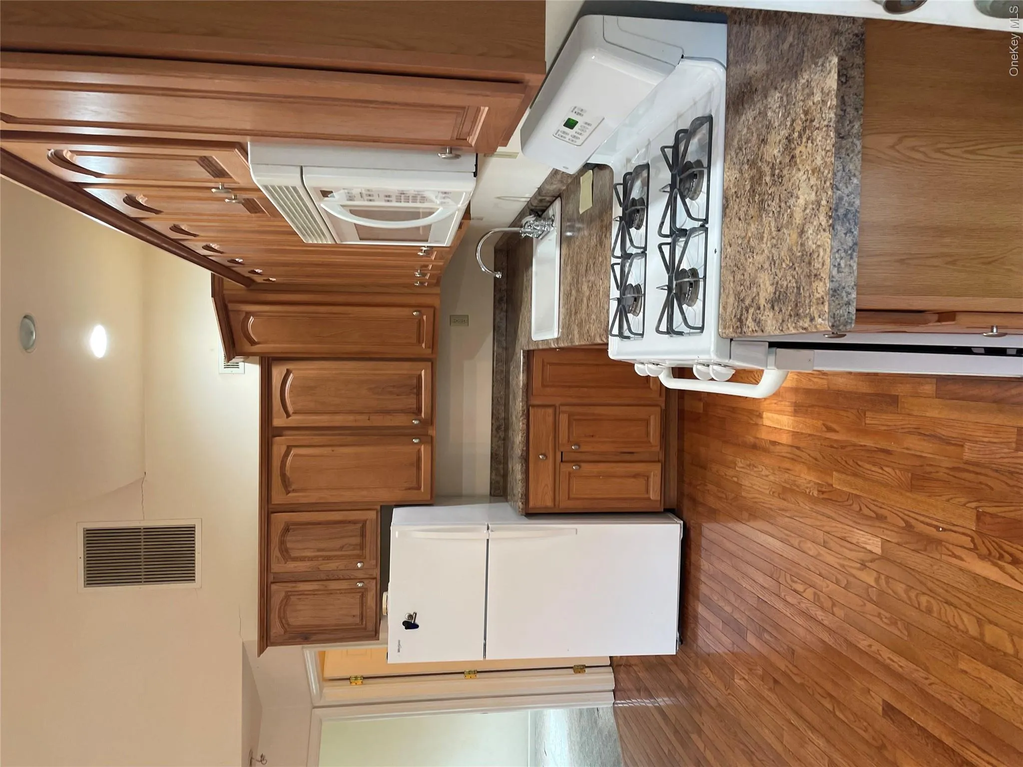 10 Torrey Lane, Cornwall, NY, 1 Bedroom Bedrooms, 4 Room Rooms,1 BathroomBathrooms,Residential Lease,For Rent,Torrey Lane,0,1056534 10 Torrey Lane, Cornwall, NY, 1 Bedroom Bedrooms, 4 Room Rooms,1 BathroomBathrooms,Residential Lease,For Rent,Torrey Lane,0,1056534