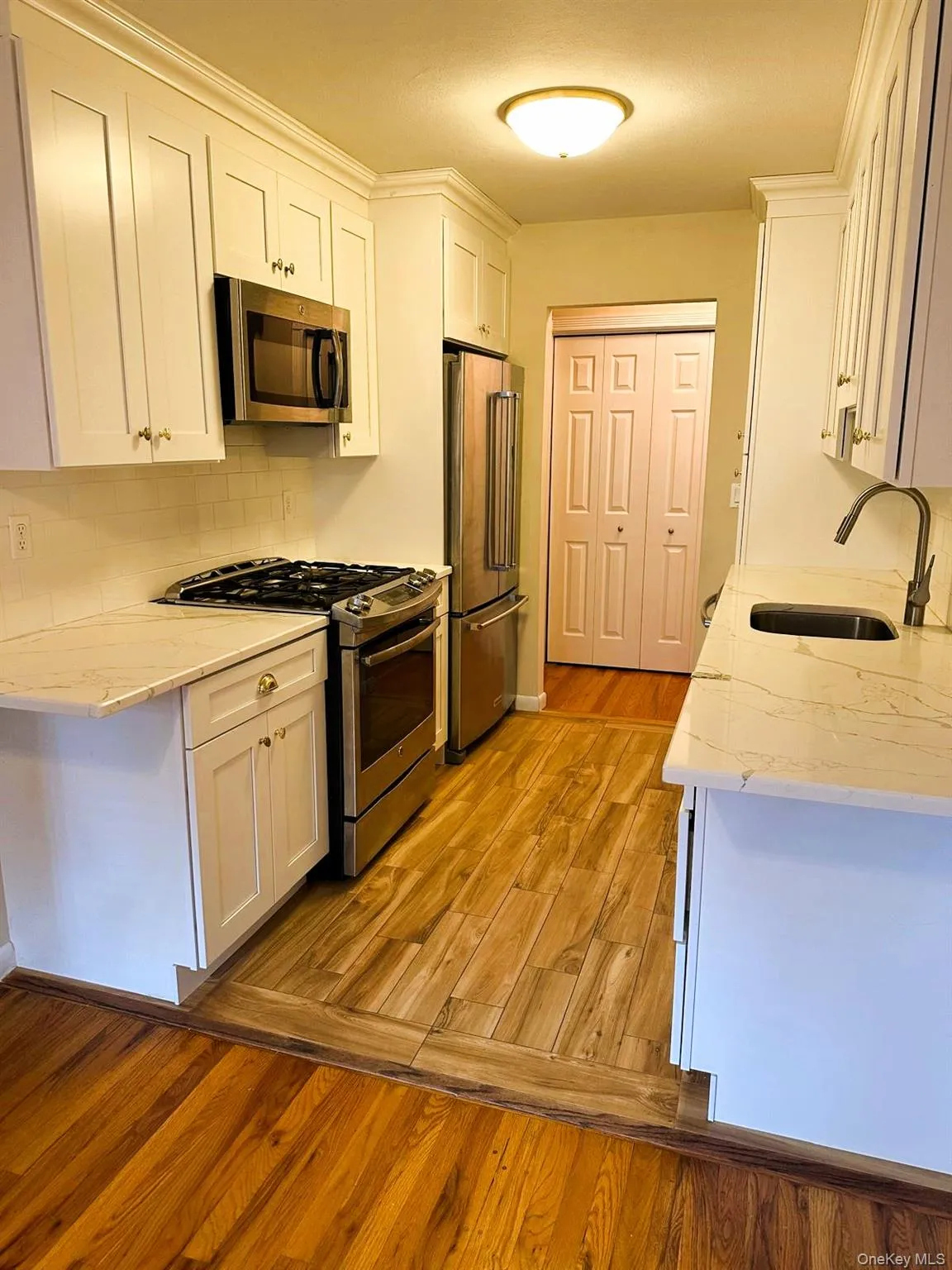 1 Lawrence Park Drive, Orangetown, NY, 1 Bedroom Bedrooms, 5 Room Rooms,1 BathroomBathrooms,Residential Lease,For Rent,Lawrence Park,0,1056535 1 Lawrence Park Drive, Orangetown, NY, 1 Bedroom Bedrooms, 5 Room Rooms,1 BathroomBathrooms,Residential Lease,For Rent,Lawrence Park,0,1056535