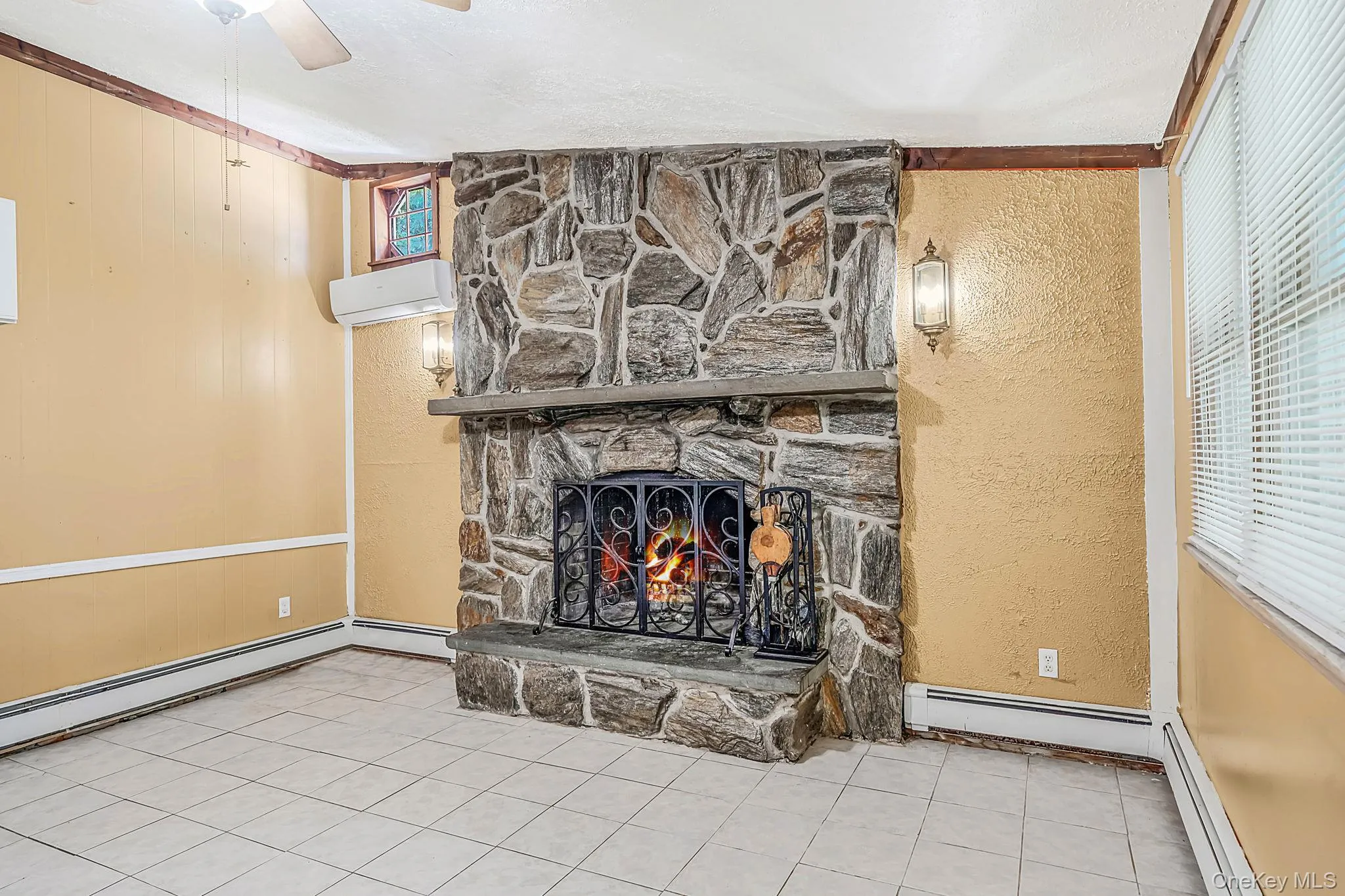 19 Curve Lane, Hempstead, NY, 3 Bedrooms Bedrooms, 7 Rooms Rooms,2 BathroomsBathrooms,Residential,For Rent,Curve,0,1056542 19 Curve Lane, Hempstead, NY, 3 Bedrooms Bedrooms, 7 Rooms Rooms,2 BathroomsBathrooms,Residential,For Rent,Curve,0,1056542
