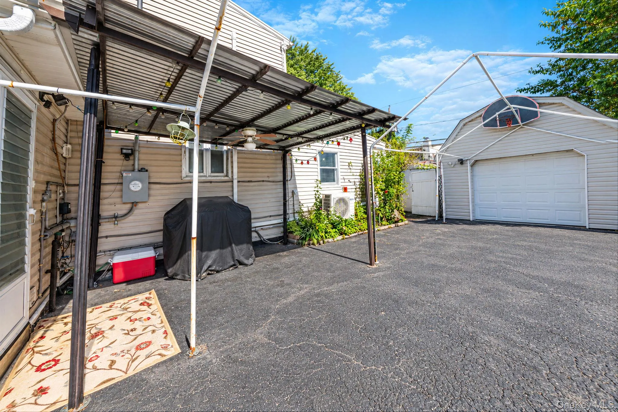 19 Curve Lane, Hempstead, NY, 3 Bedrooms Bedrooms, 7 Rooms Rooms,2 BathroomsBathrooms,Residential,For Rent,Curve,0,1056542 19 Curve Lane, Hempstead, NY, 3 Bedrooms Bedrooms, 7 Rooms Rooms,2 BathroomsBathrooms,Residential,For Rent,Curve,0,1056542