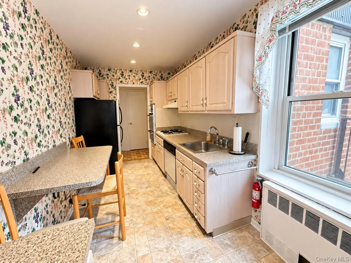 209-15 18th Avenue, New York, NY, 2 Bedrooms Bedrooms, 5 Rooms Rooms,1 BathroomBathrooms,Residential,For Rent,18th,0,1056544 209-15 18th Avenue, New York, NY, 2 Bedrooms Bedrooms, 5 Rooms Rooms,1 BathroomBathrooms,Residential,For Rent,18th,0,1056544