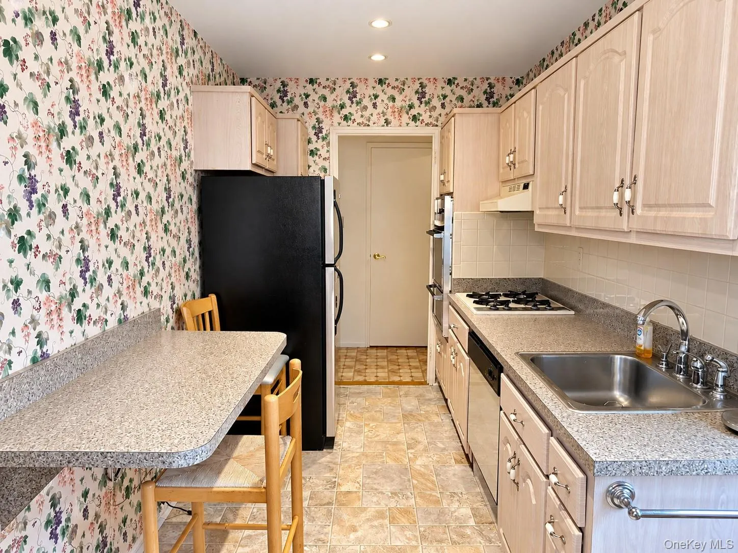 209-15 18th Avenue, New York, NY, 2 Bedrooms Bedrooms, 5 Rooms Rooms,1 BathroomBathrooms,Residential,For Rent,18th,0,1056544 209-15 18th Avenue, New York, NY, 2 Bedrooms Bedrooms, 5 Rooms Rooms,1 BathroomBathrooms,Residential,For Rent,18th,0,1056544