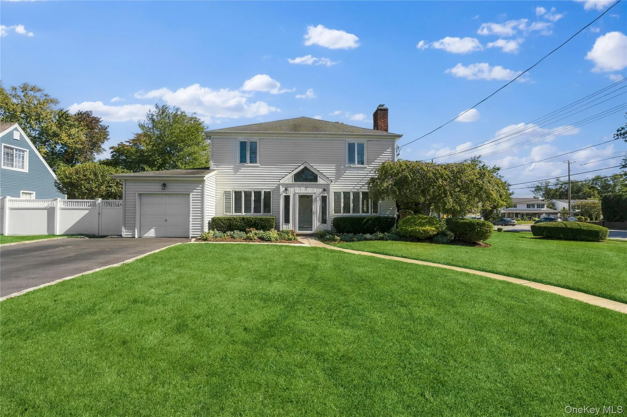 110' Frontage x 147' Deep Property! 110' Frontage x 147' Deep Property!