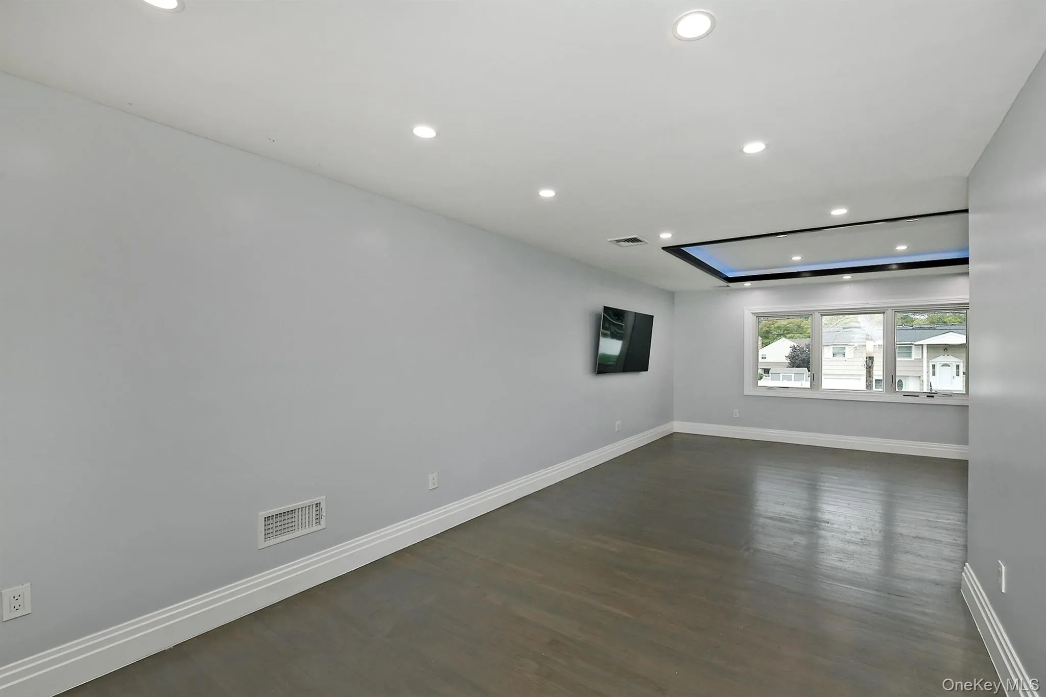 105 Lewis Avenue, Babylon, NY, 4 Bedrooms Bedrooms, 9 Rooms Rooms,3 BathroomsBathrooms,Residential,For Rent,Lewis,0,1056554 105 Lewis Avenue, Babylon, NY, 4 Bedrooms Bedrooms, 9 Rooms Rooms,3 BathroomsBathrooms,Residential,For Rent,Lewis,0,1056554